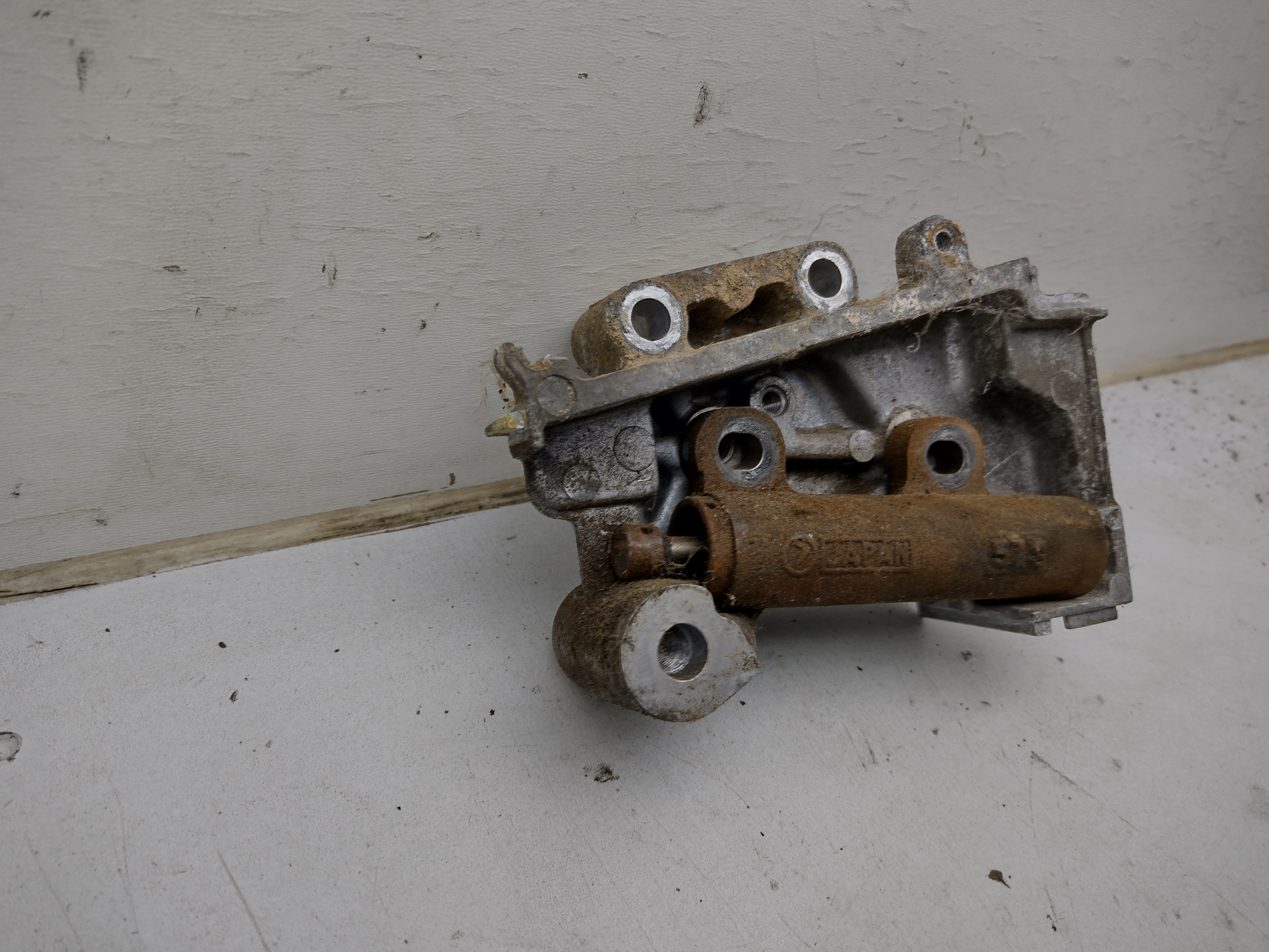 Zahnriemenspanner mit Bracket für Subaru Impreza GC GF 93-97