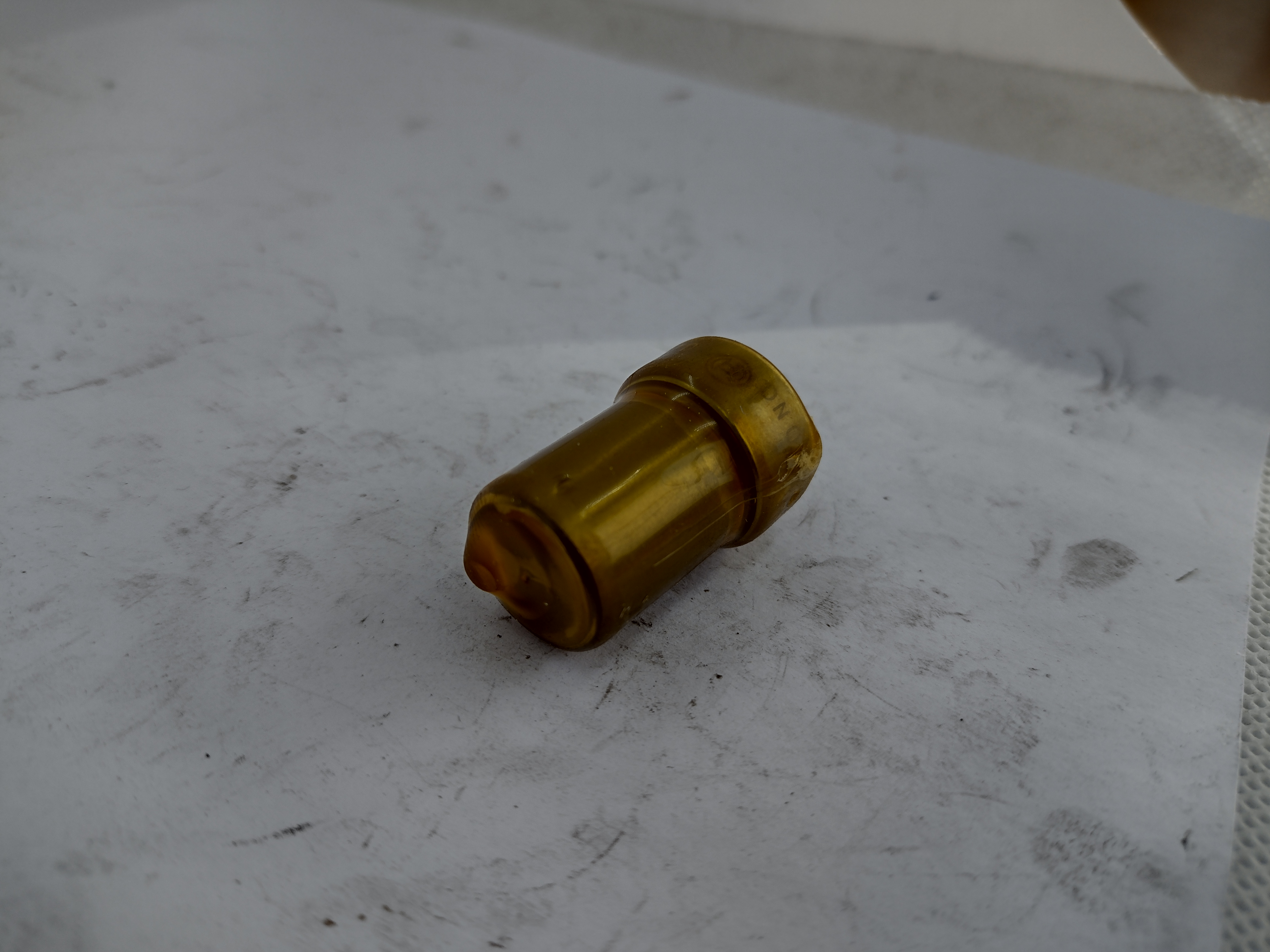 Peugeot / Citroen Einspritzdüse 198495 NEU NOS NEW OEM