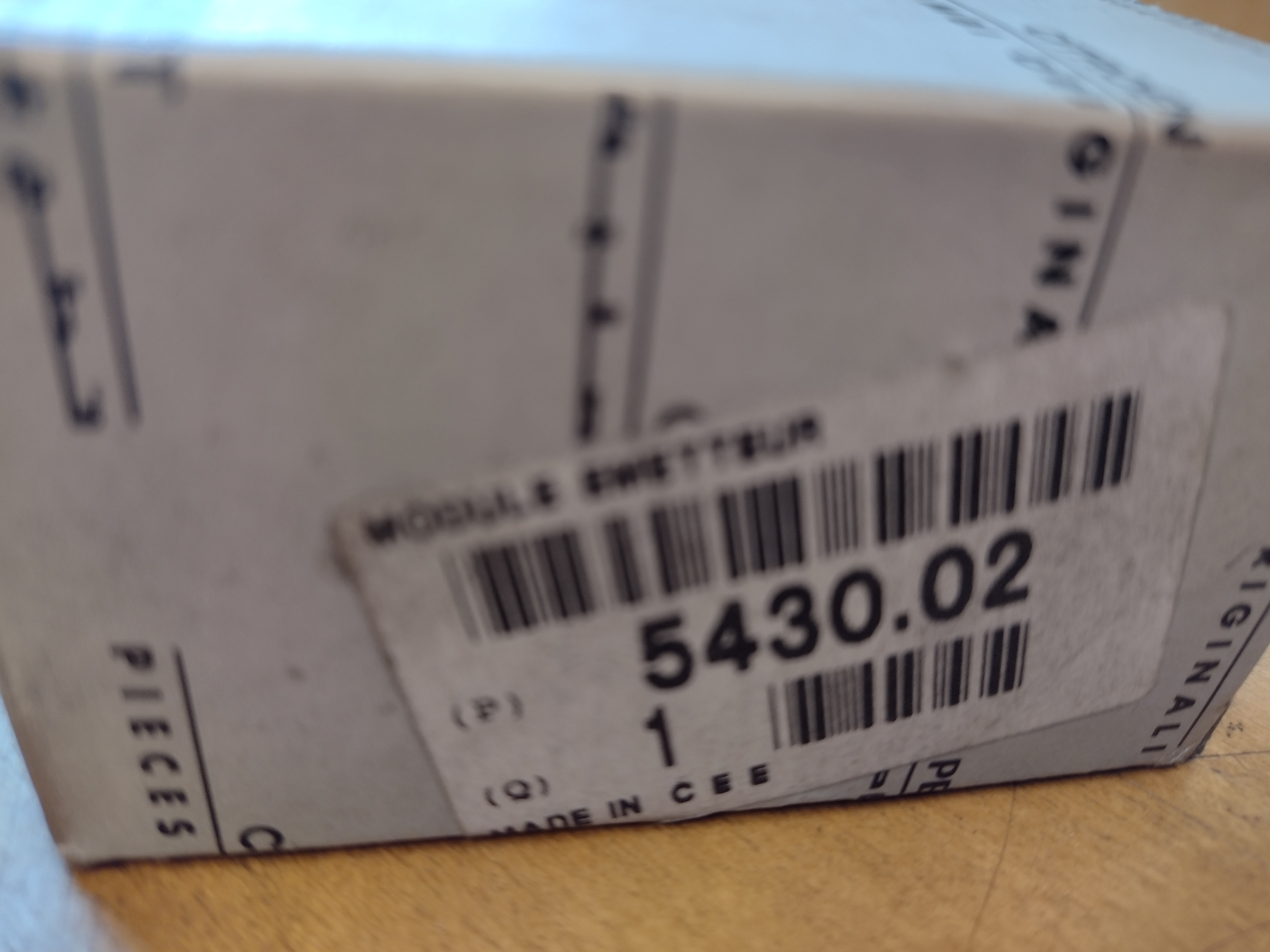 Original Peugeot / Citroen Reifendrucksensor 543002 NEU NOS NEW
