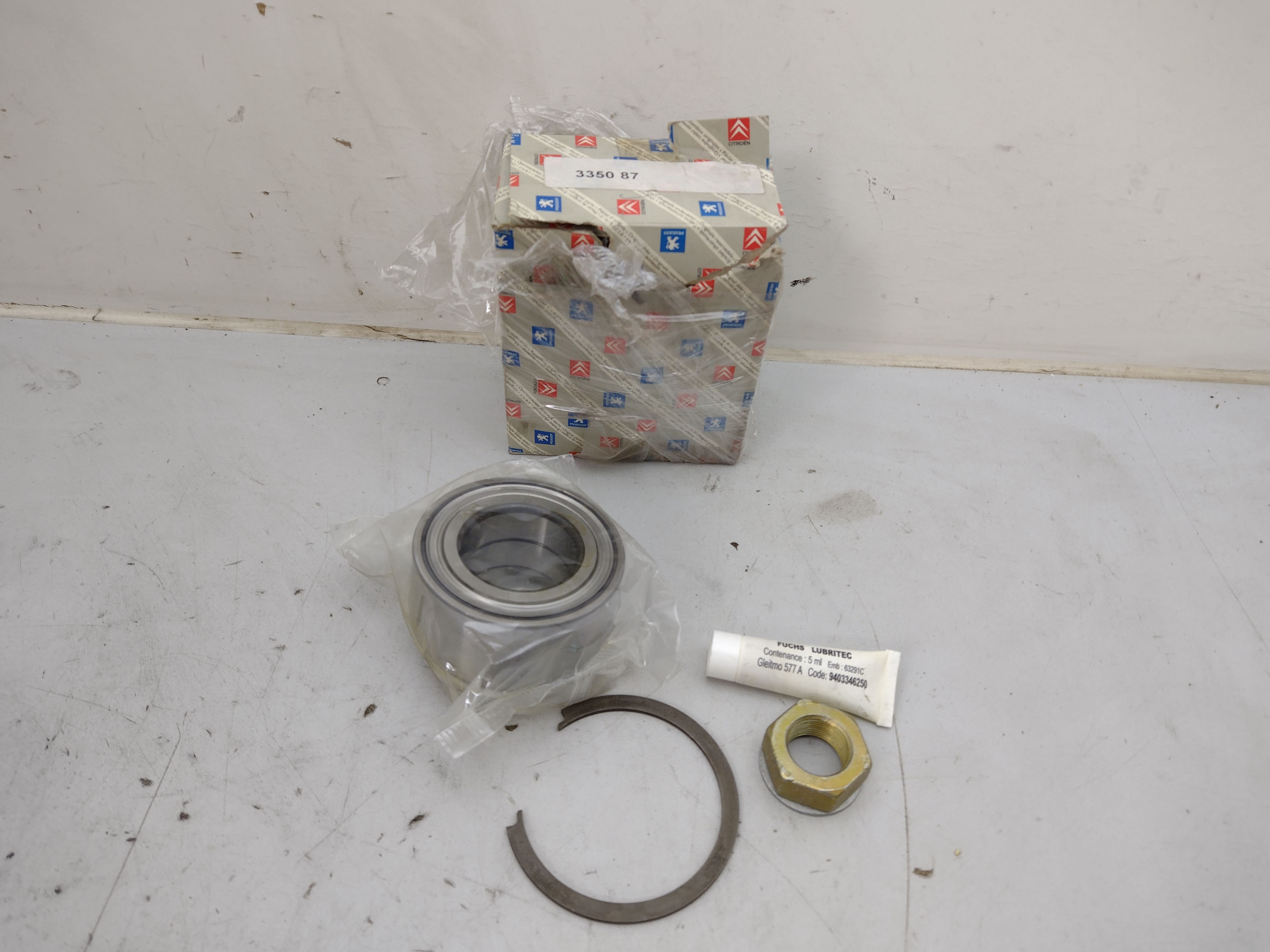 Peugeot / Citroen Radlagersatz vorne 335087 NOS NEW OEM