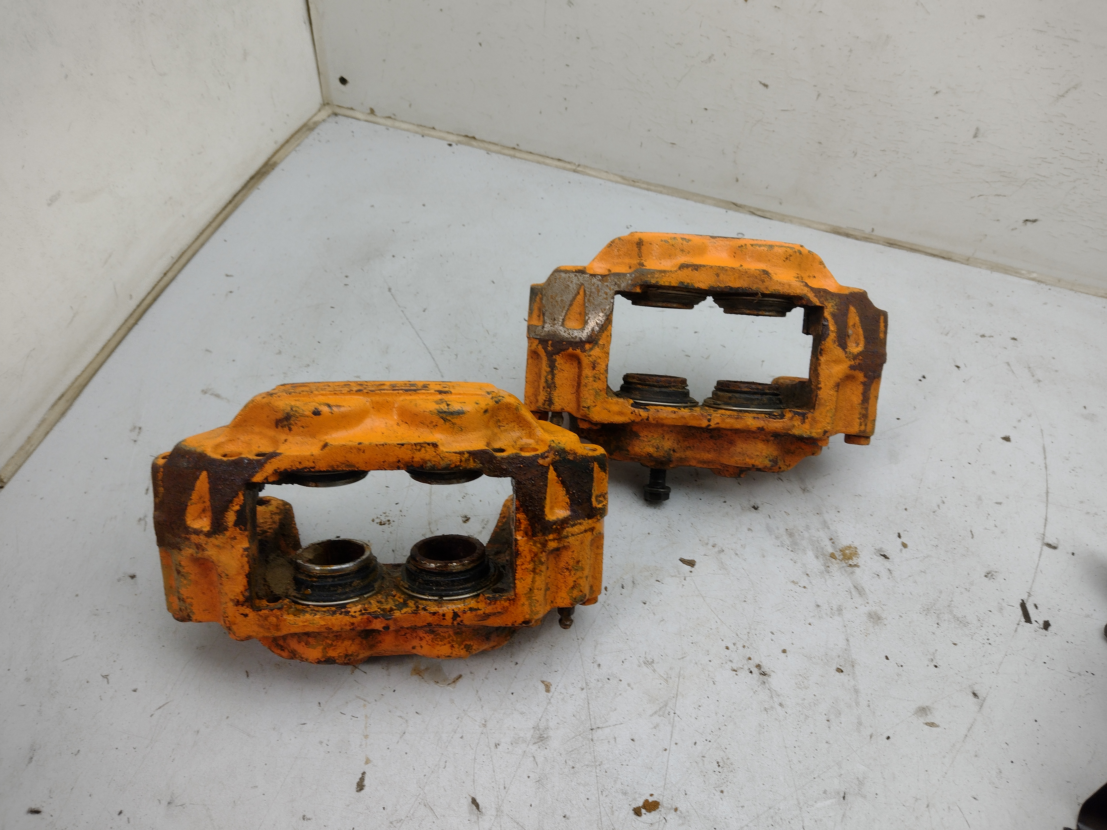 Bremssättel vorne 4 Kolben für Subaru Impreza GT WRX STI 