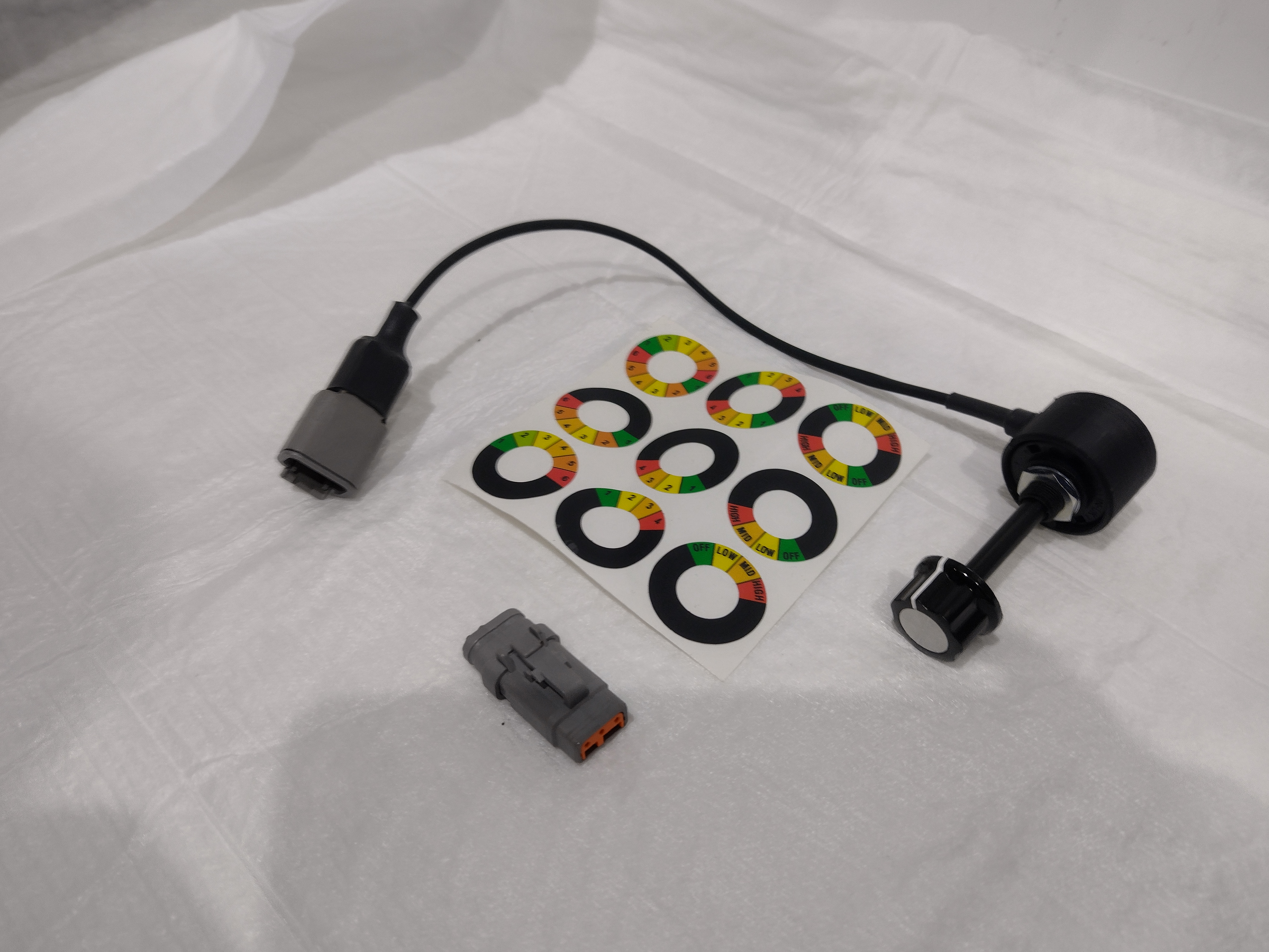 6 Positionen Drehschalter 5V ideal für Ecumaster EMU MaxxECU usw.