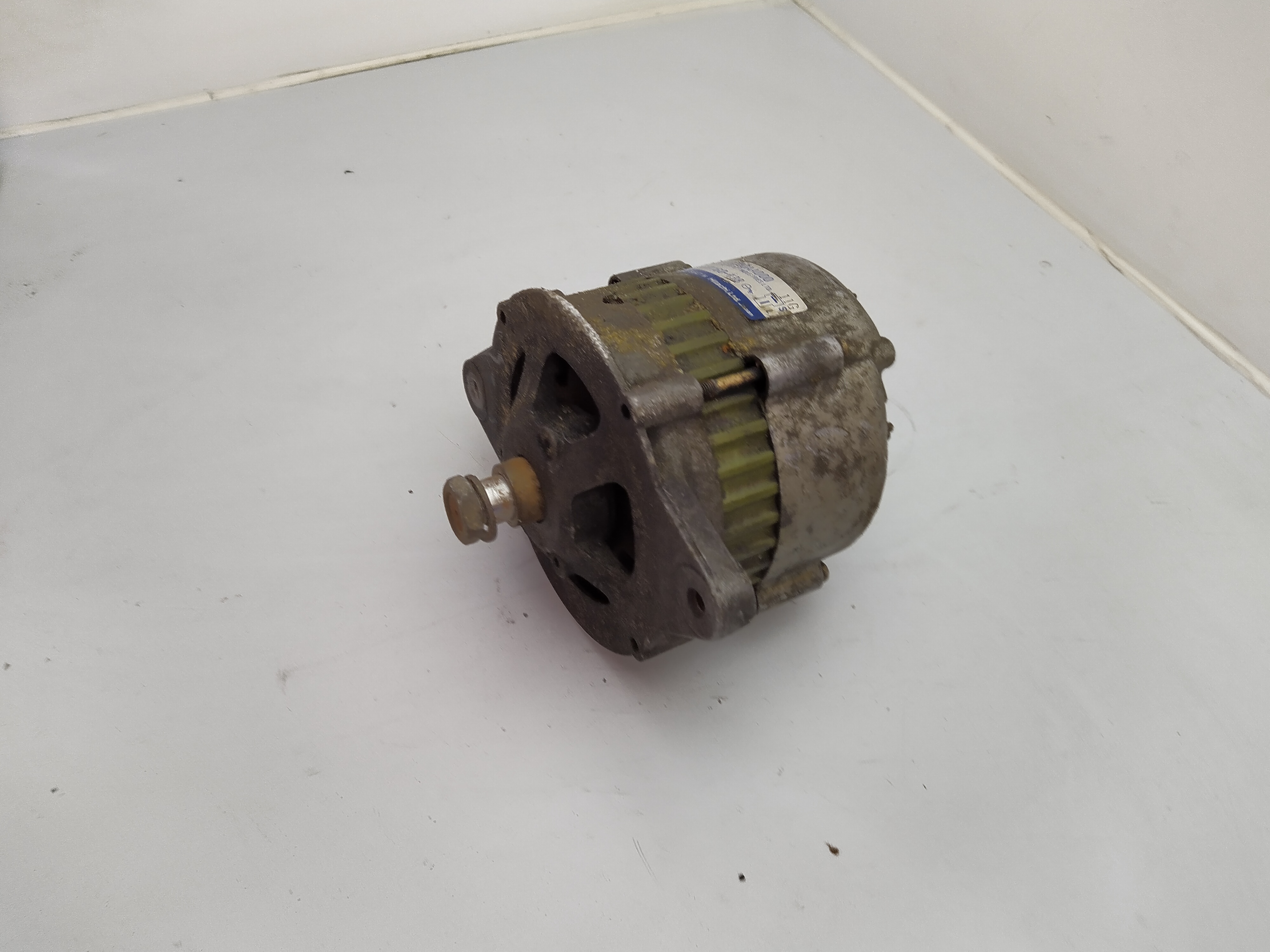 Generator Lichtmaschine original Subaru Leone L-Serie 1800 23700AA000