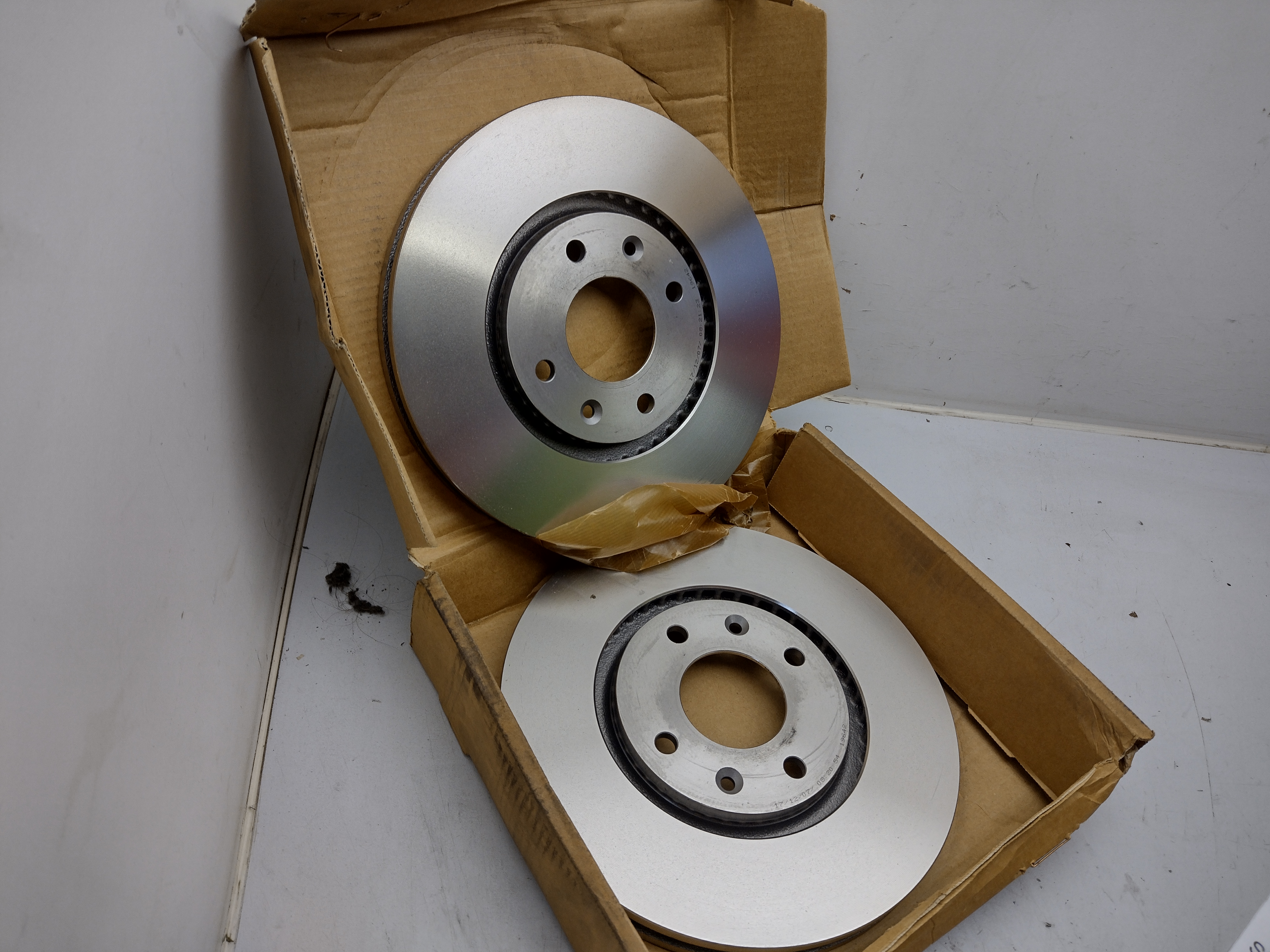 Peugeot / Citroen Bremsscheibensatz vorne 4246R7 NOS NEW OEM