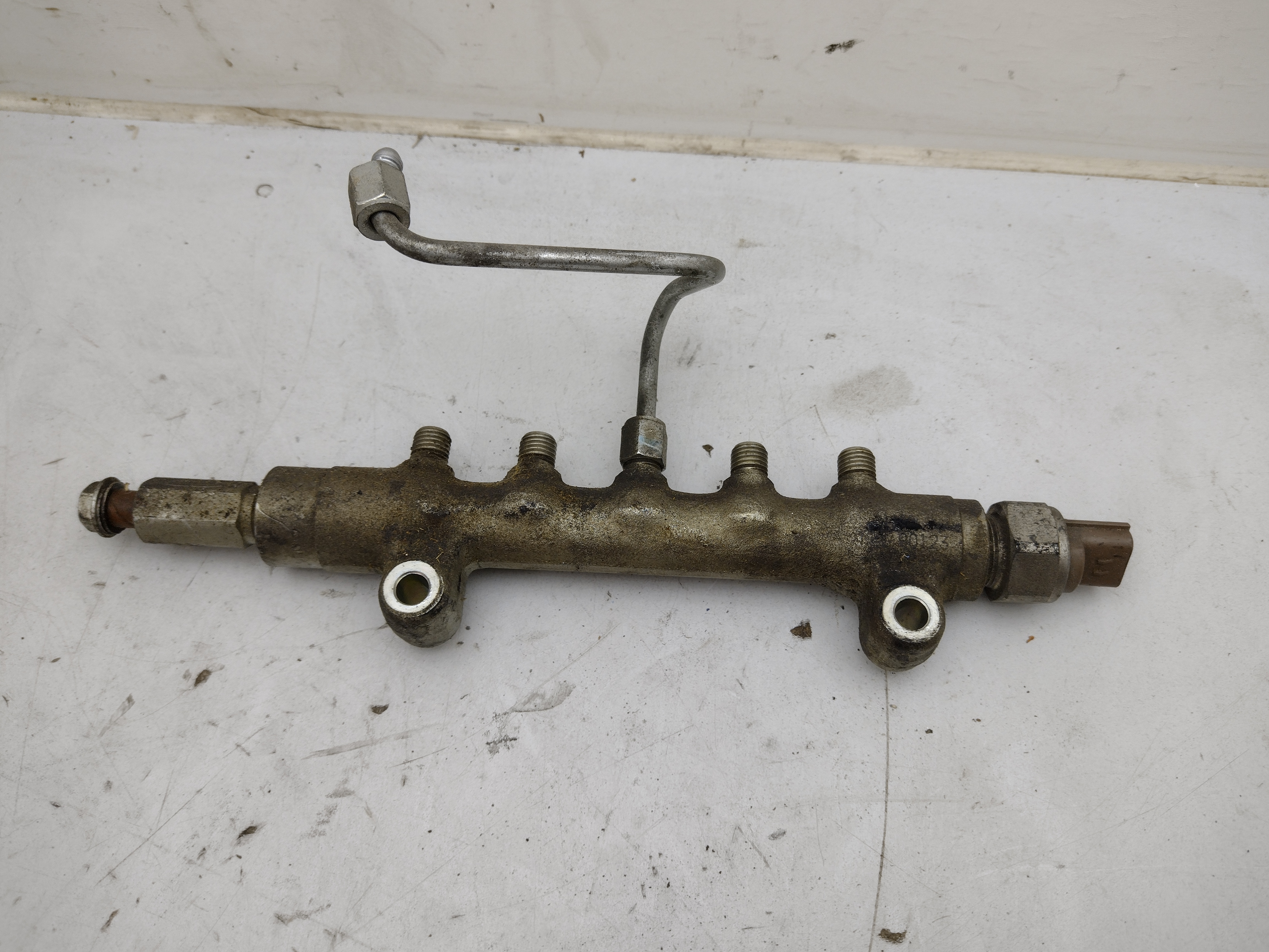 Rail Einspritzleiste für Subaru Forester Diesel EE20 Euro 4 Motor