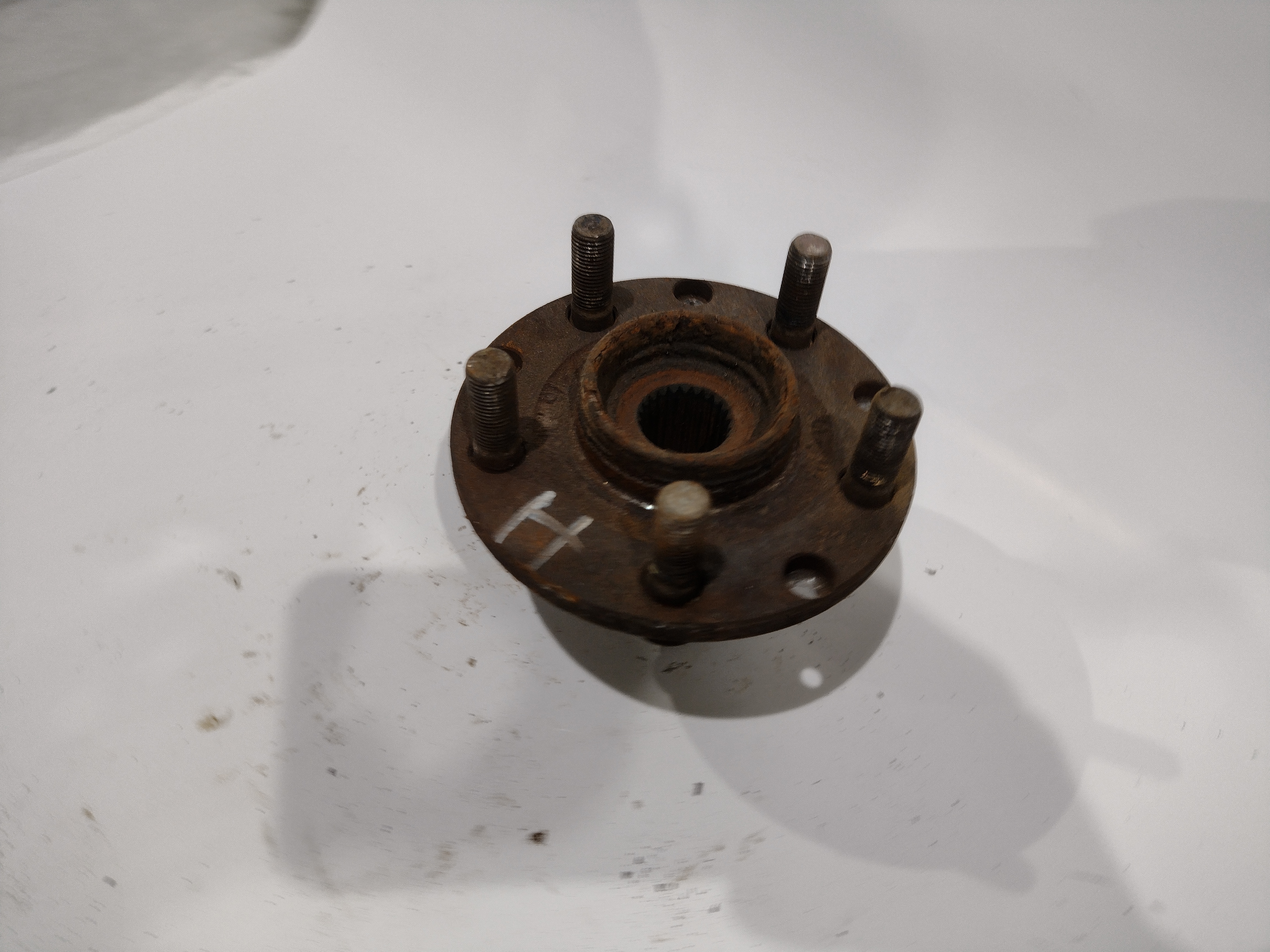 Radnabe mit Bolzen hinten für Subaru Impreza GC GF