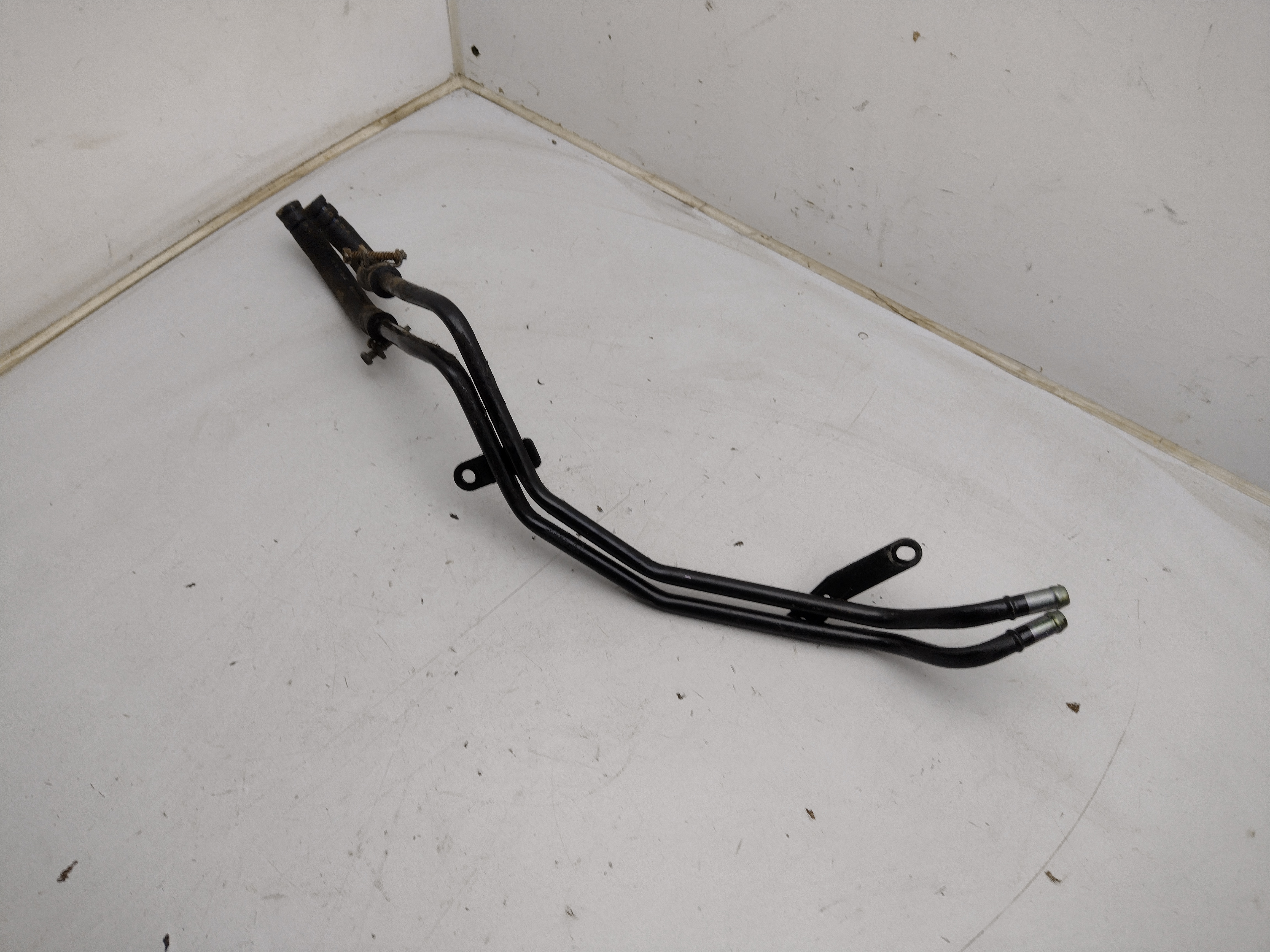 2001 Subaru Impreza GD 2.0 Leitungen für Automatikgetriebe Kühler