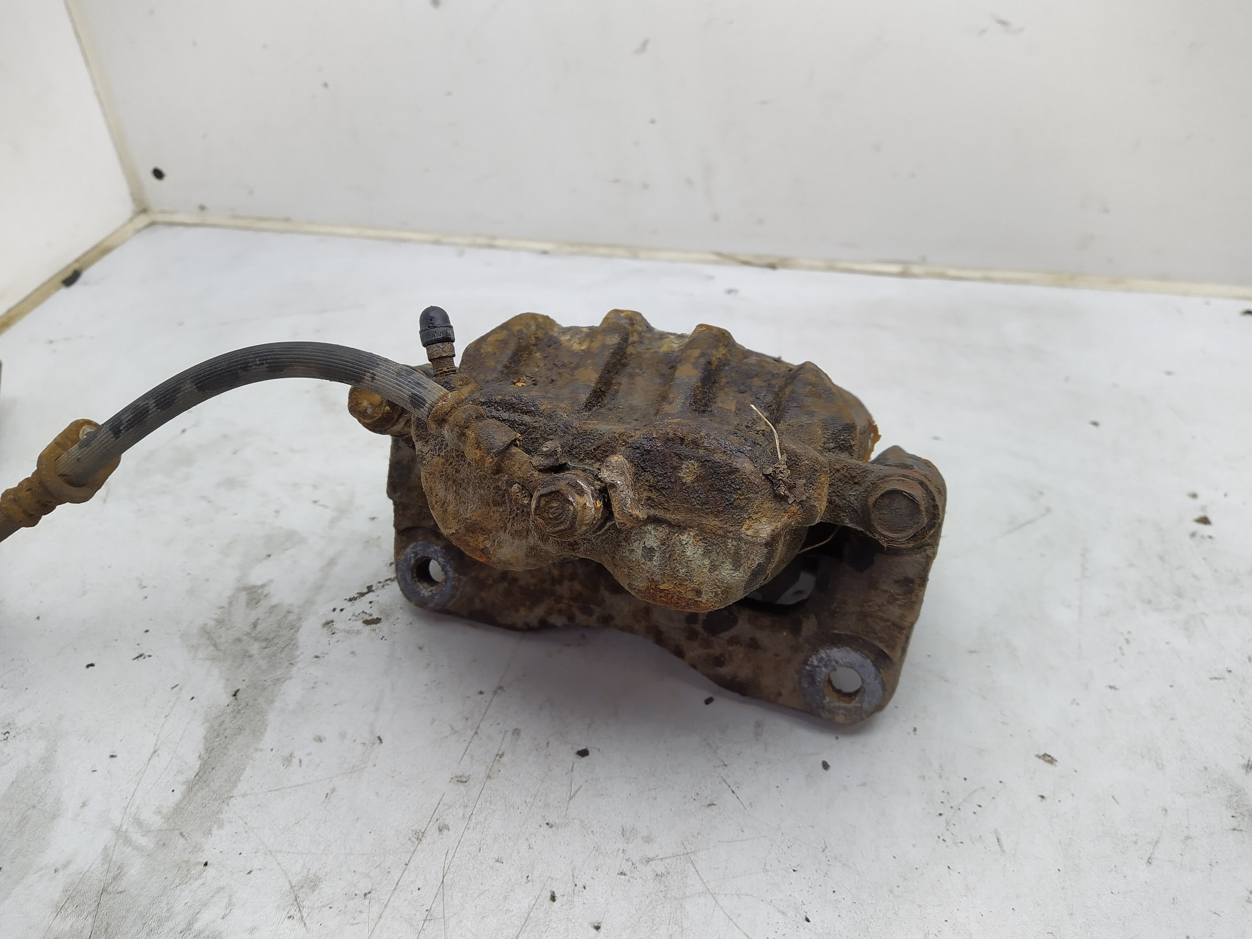 Bremssattel mit Halter vorne rechts von Impreza 2 GD GG Newage