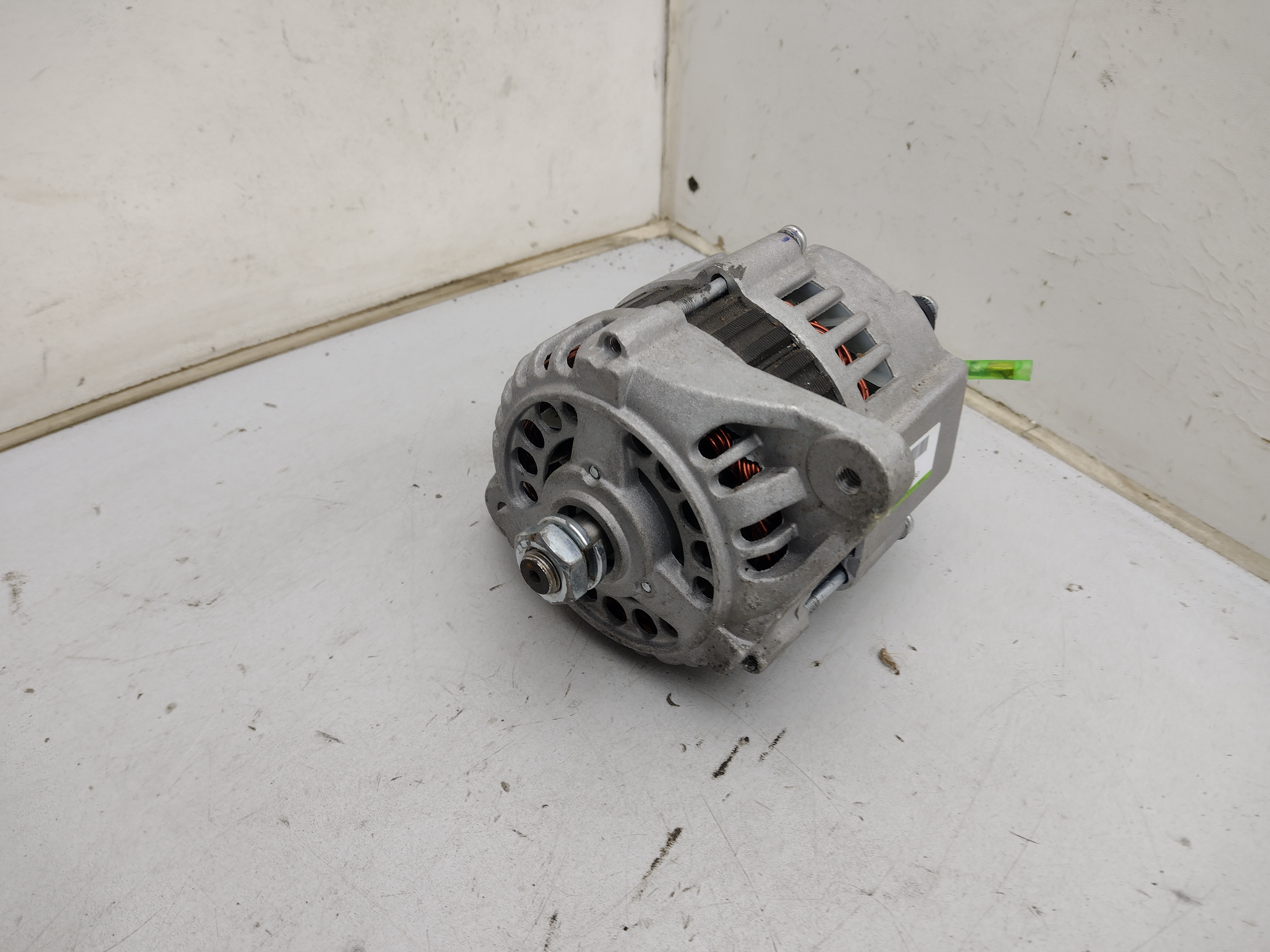 Lichtmaschine Generator 45A Neu LR140-714 für Subaru Justy KAD Libero E10, E12