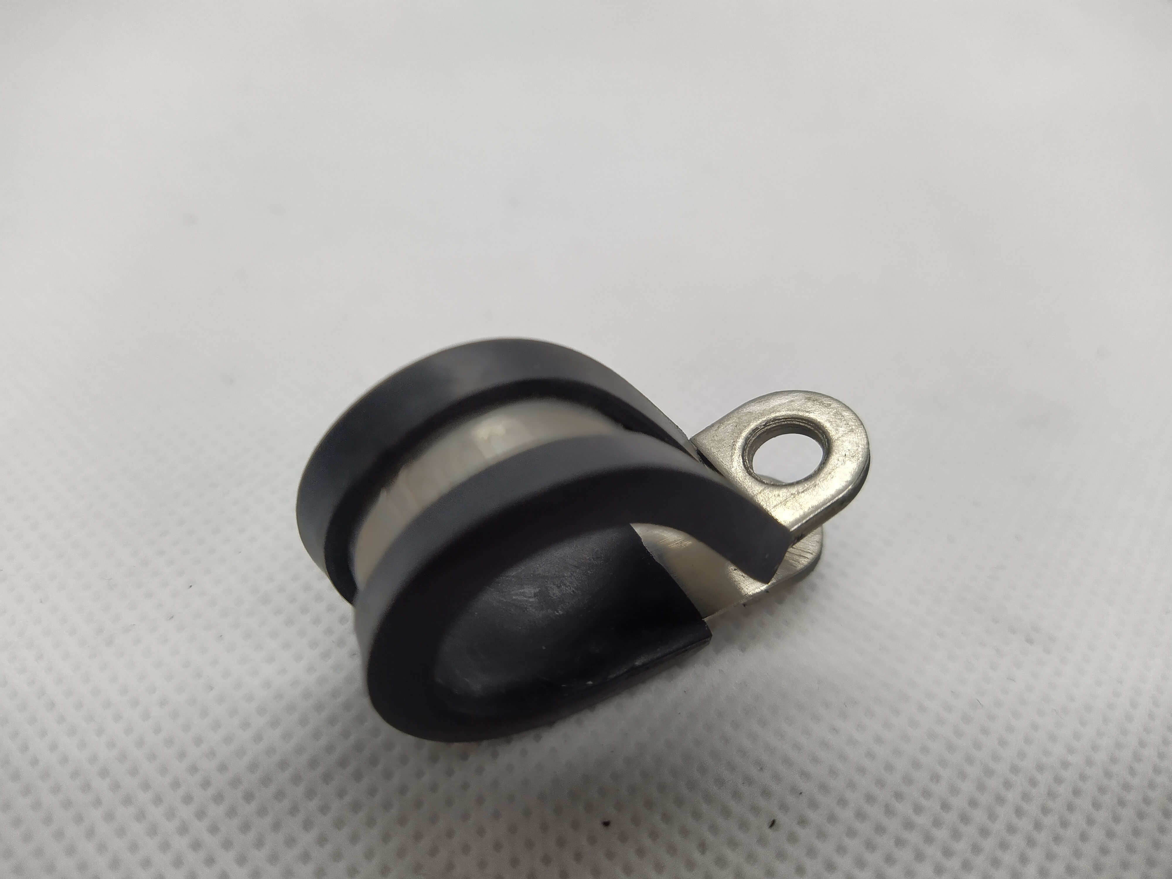 16mm gepolsterte Schlauchbefestigungsschlaufe Schlauchklemme aus Edelstahl V2A