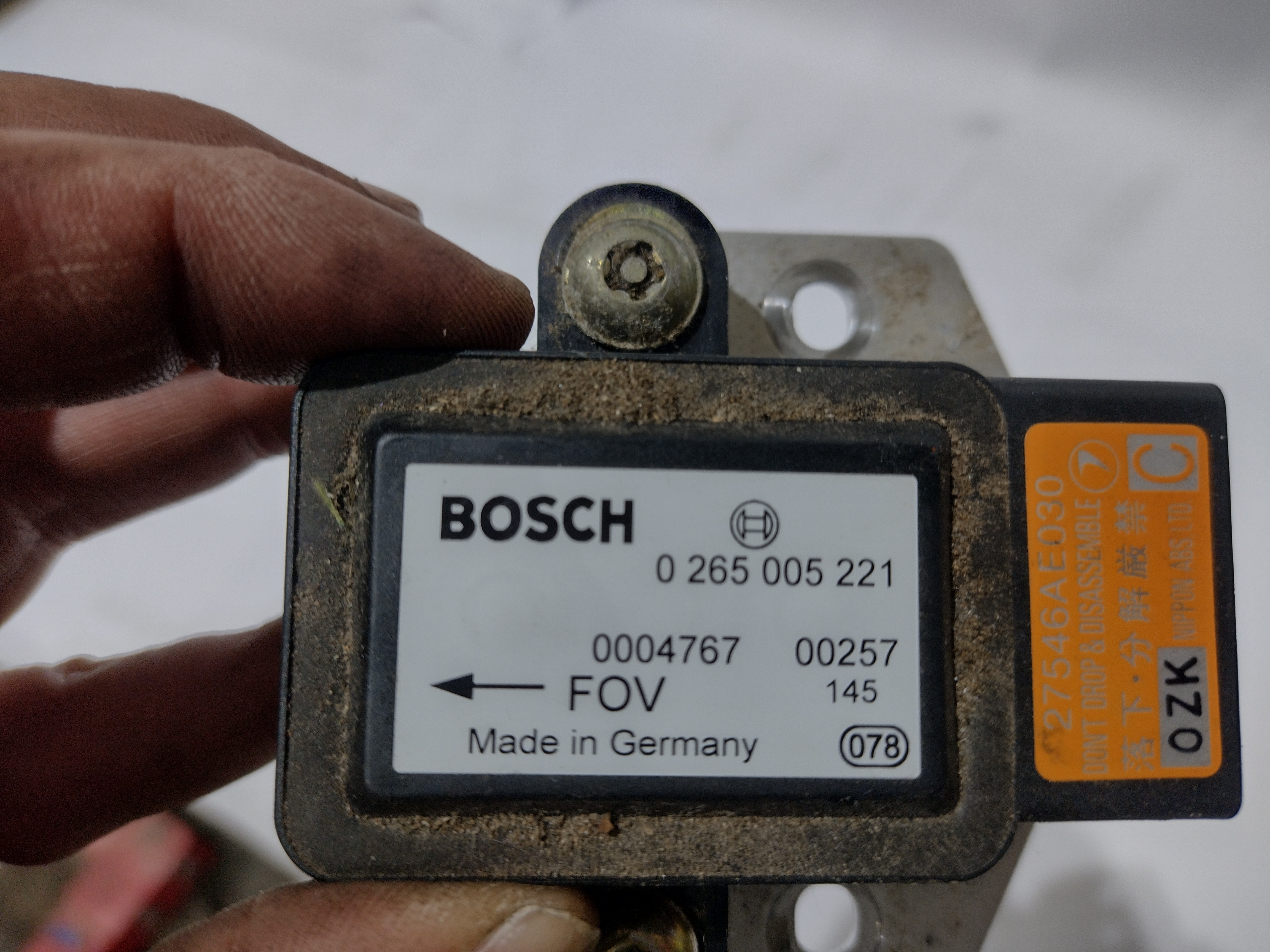 G Sensor 27546AE030 - Sensor V/CONT für Subaru Outback H6 Legacy BE BH BOSCH 0265005221