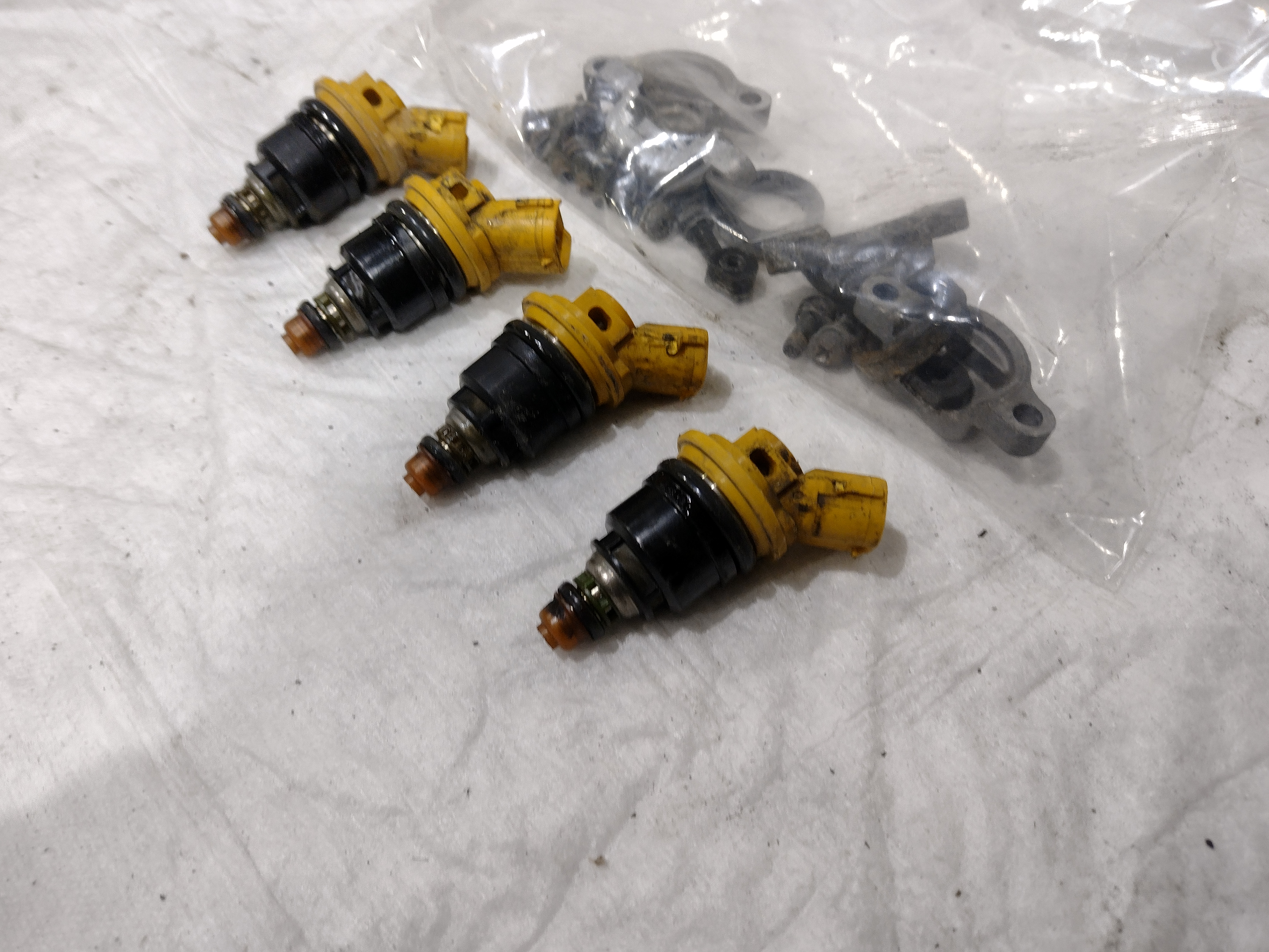 550ccm Sidefeed Einspritzdüsen mit Montagematerial für Subaru IMPREZA WRX STI GC8 GF8
