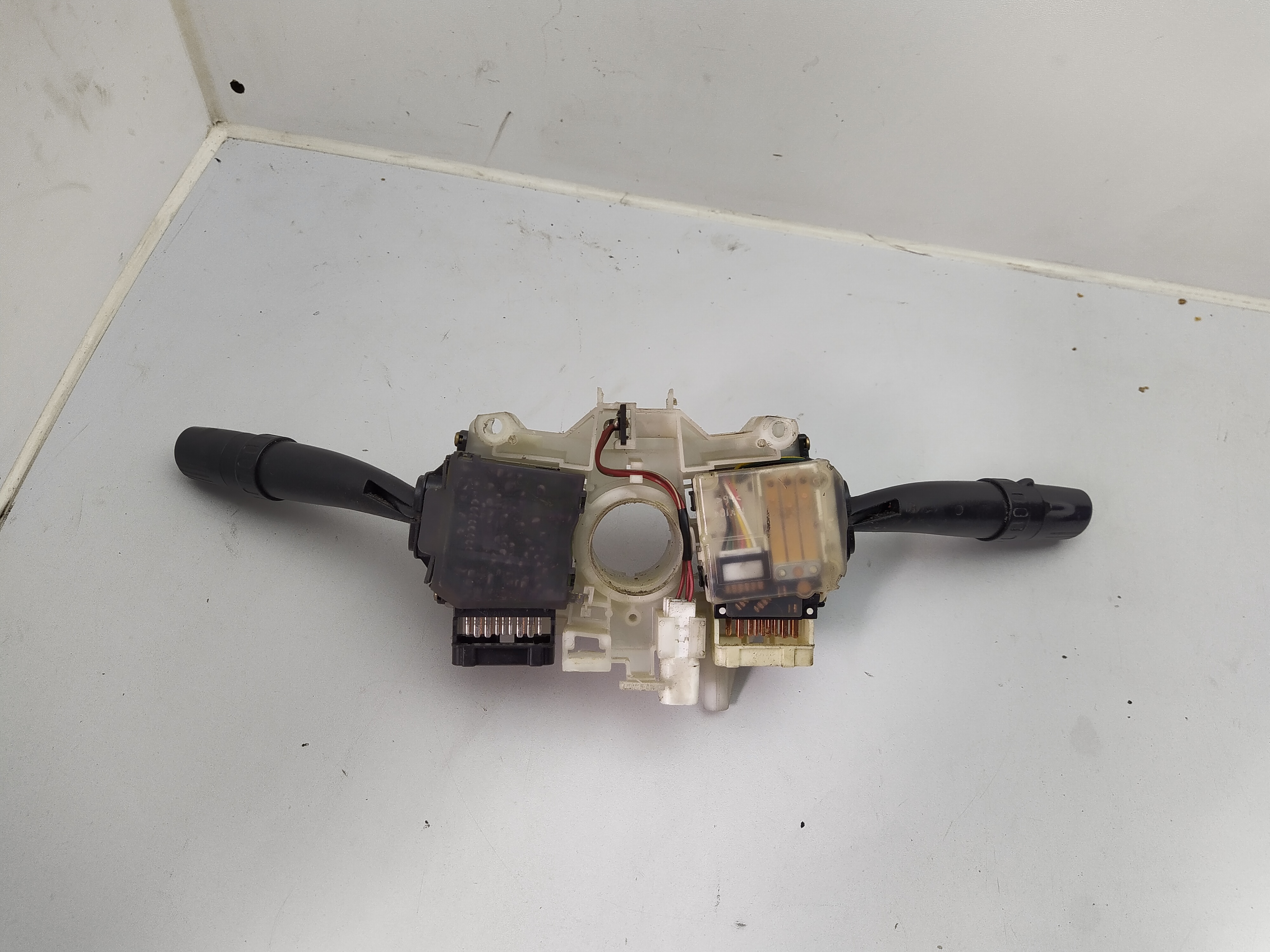 Licht & Scheibenwischer Schalter Hebel 83111FC42 für Subaru Forester