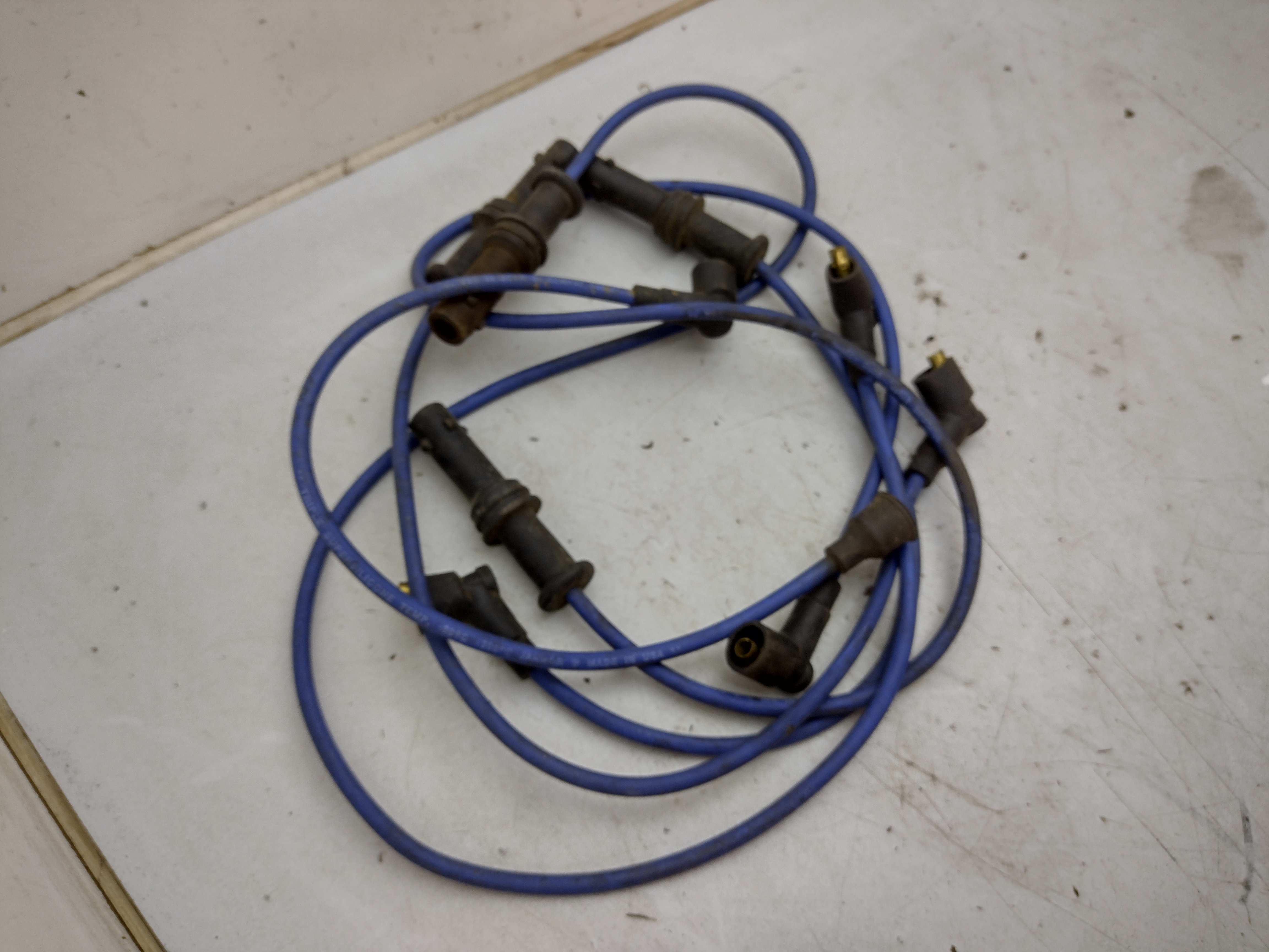 Satz Zündkabel für Subaru Legacy BC BJF 1.8 1,8 EJ18 mit Zündverteiler