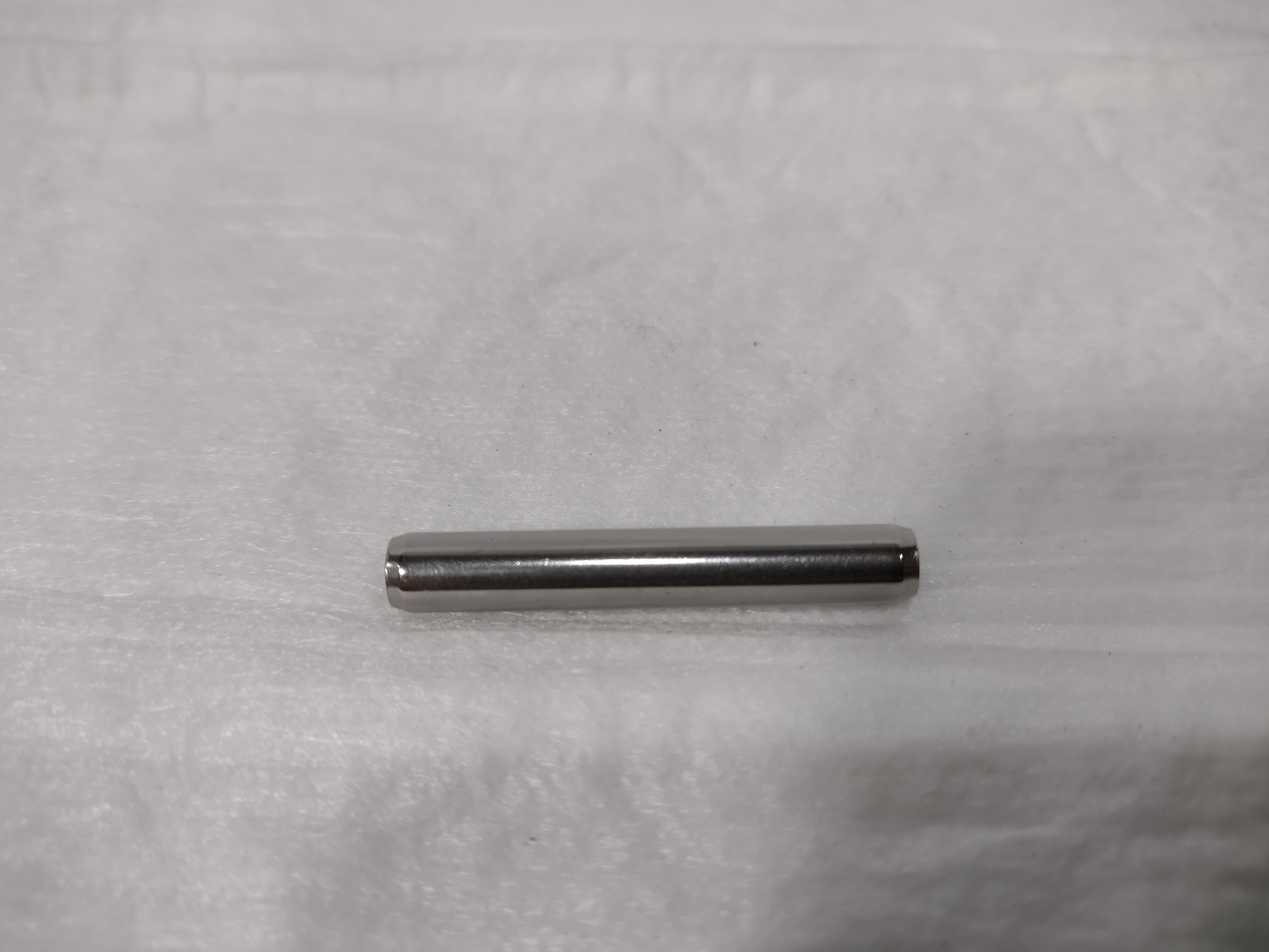 Feder Pin, Antriebswelle, 40x6 mm für Subaru Impreza GT 1992-1998, Forester 1998, Legacy 1991-1998 - 051906402