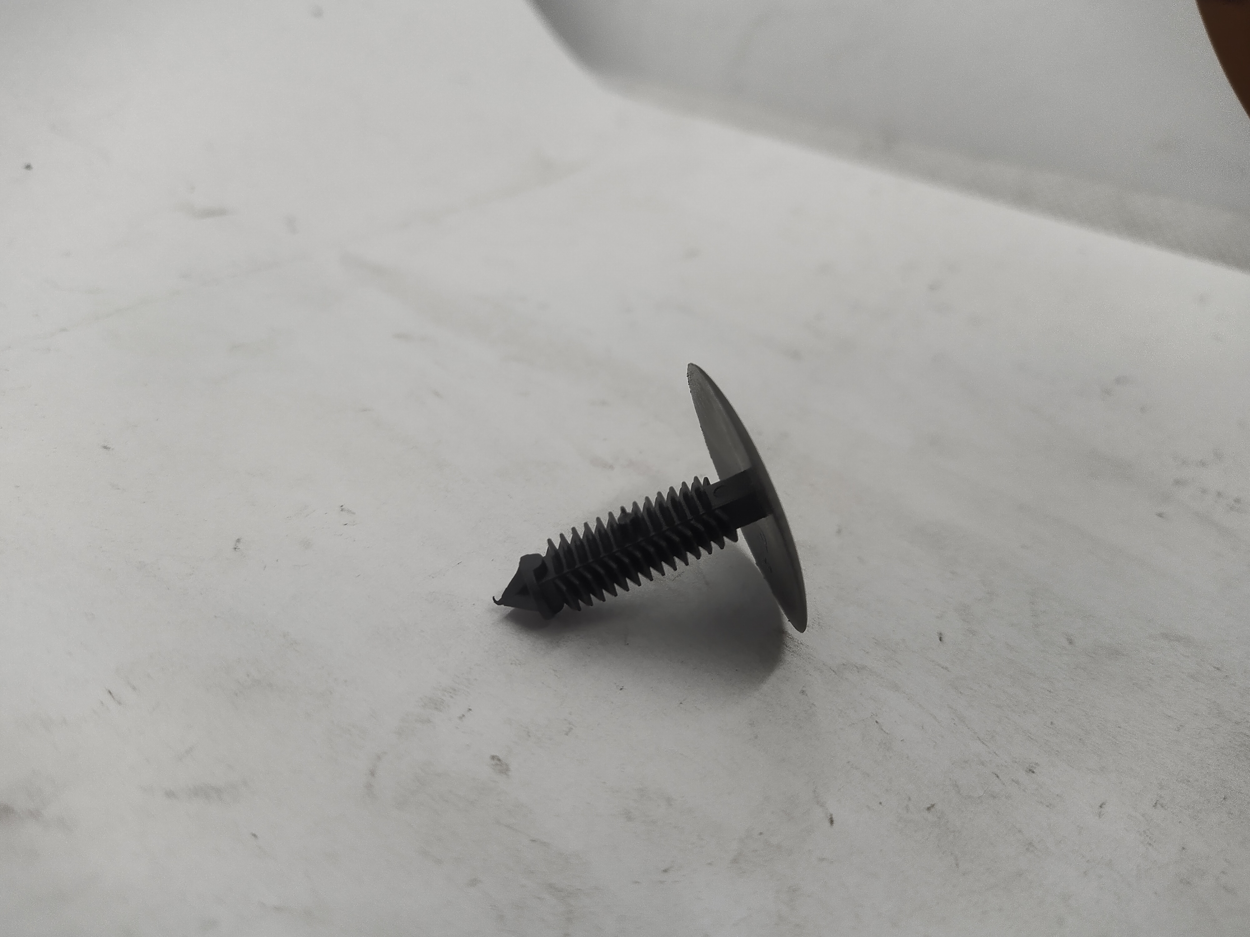 Citroen / Peugeot BEF-KLAMMER CLIP 7584CR NEU NOS