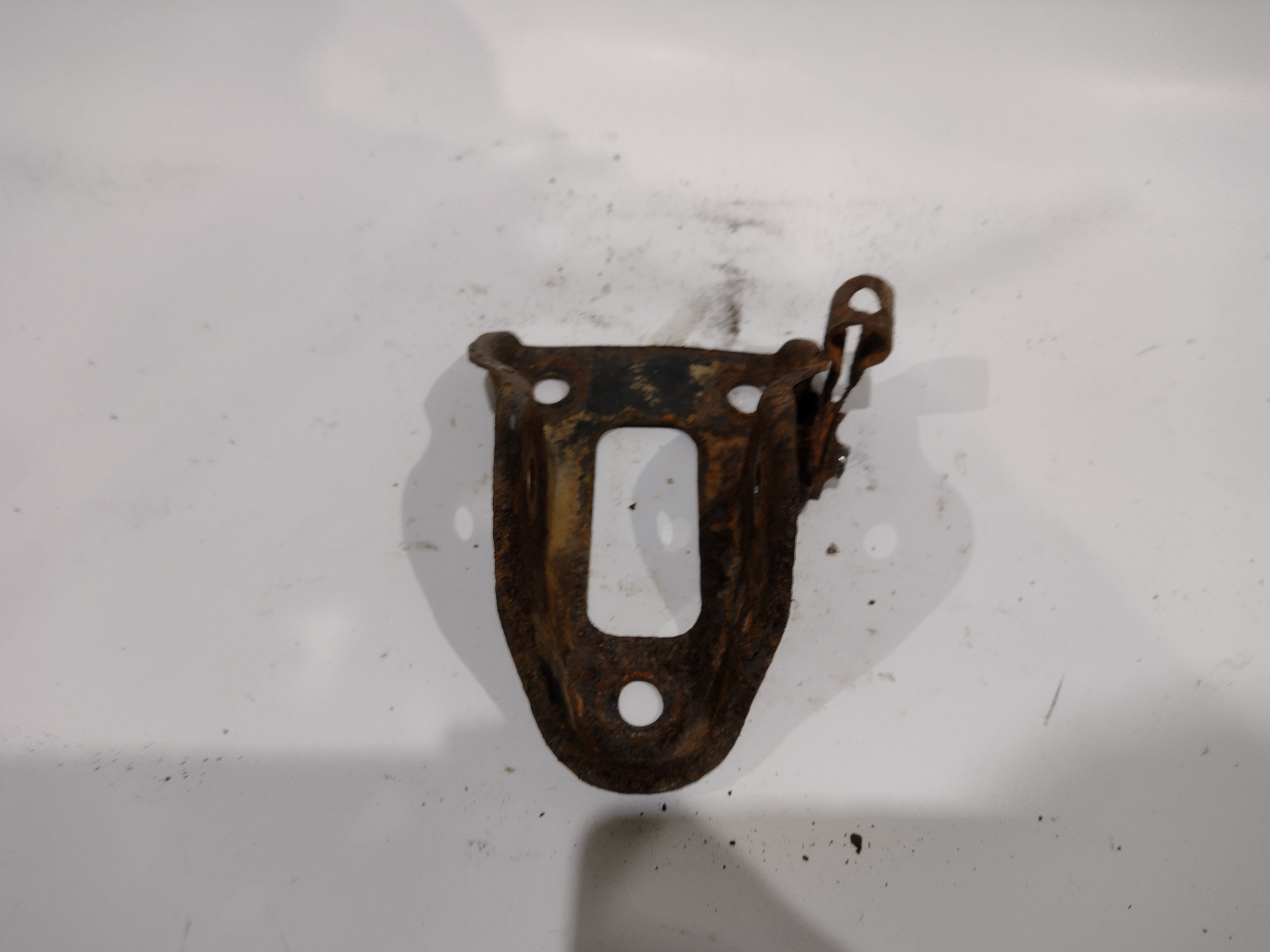 Aufnahme Längslenker hinten links für Subaru Impreza / Forester / Legacy
