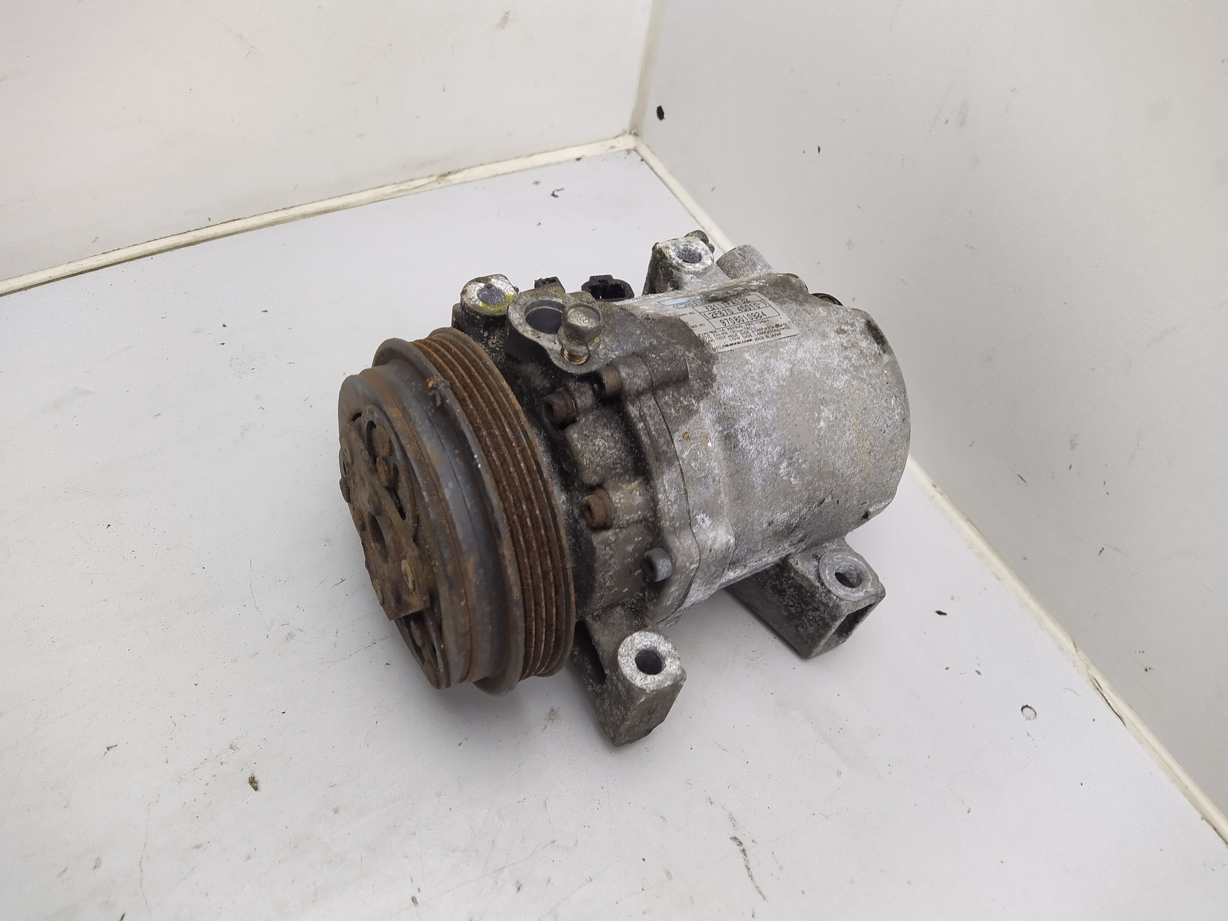 KLIMAANLAGEKOMPRESSOR KLIMAANLAGEKOMPRESSOR / 73111FA132 / 2F67045010 FÜR SUBARU FORESTER