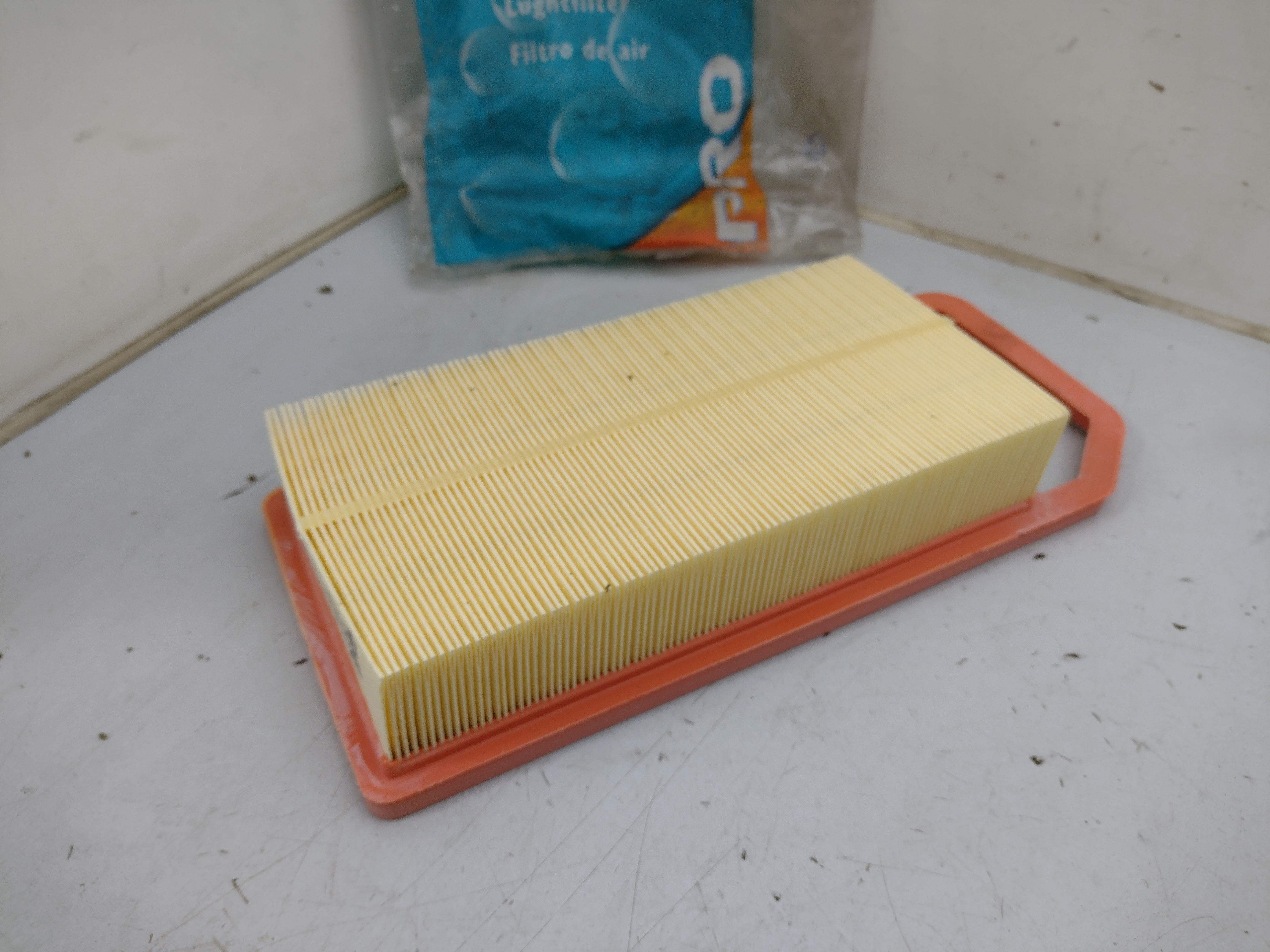 Peugeot / Citroen Luftfilter 1444CV für C4 und 407 NOS NEW