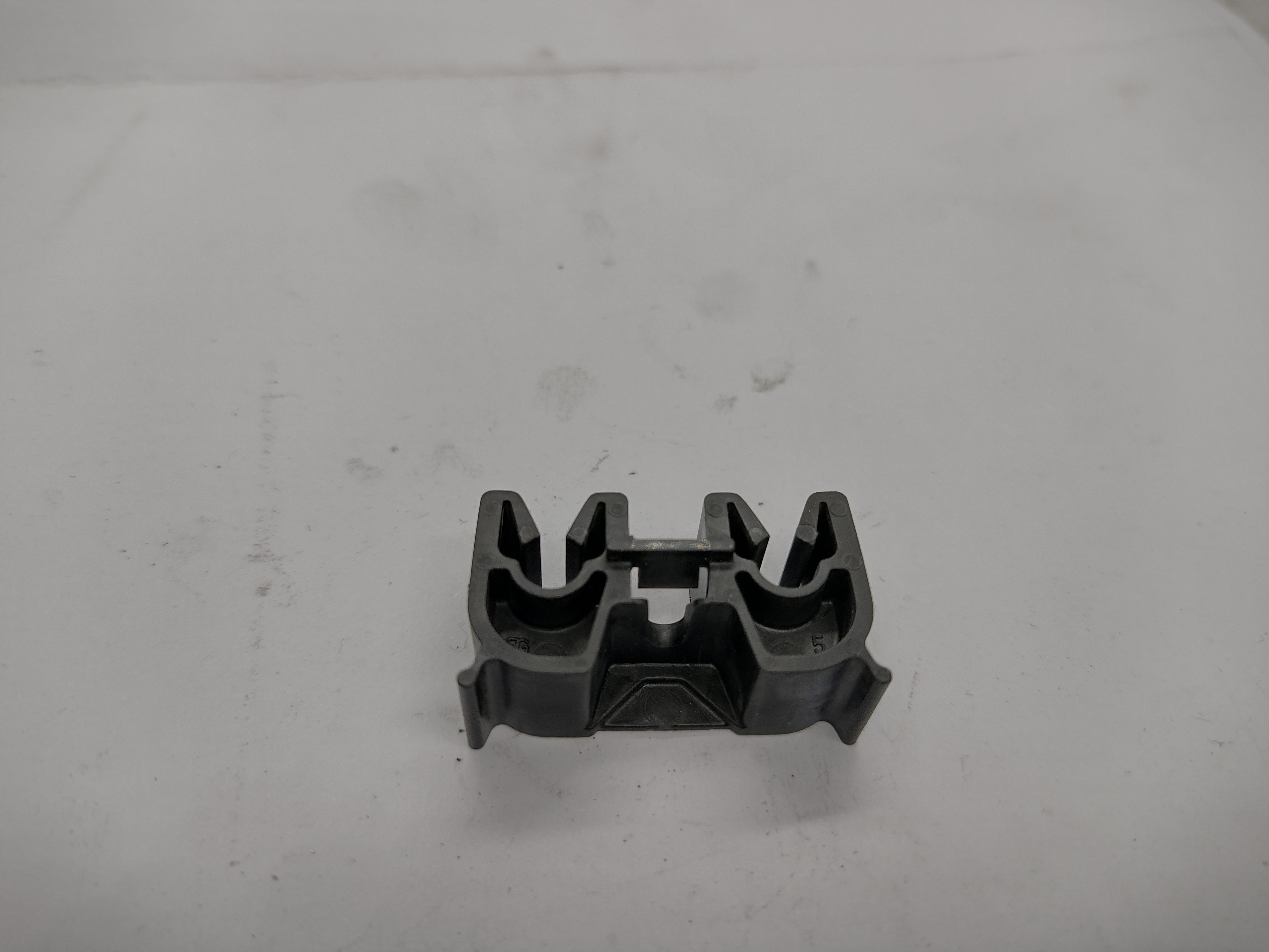 Peugeot / Citroen Clip 4814P9 NEU NOS NEW OEM