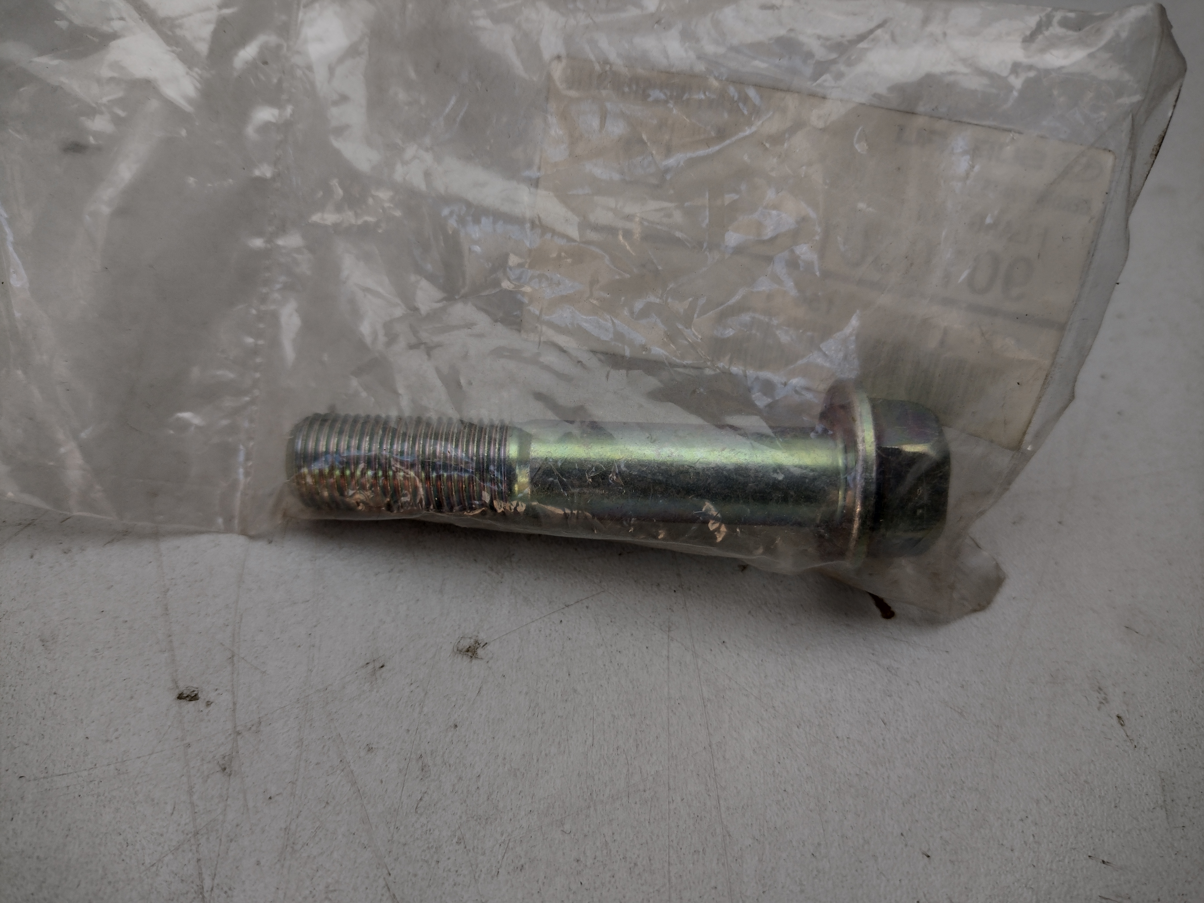 Schraube Lenker hinten für WRX/STI, WRX STI 2014+, Forester 1998+, Legacy, Outback, BRZ, XV - 901000110 901000110