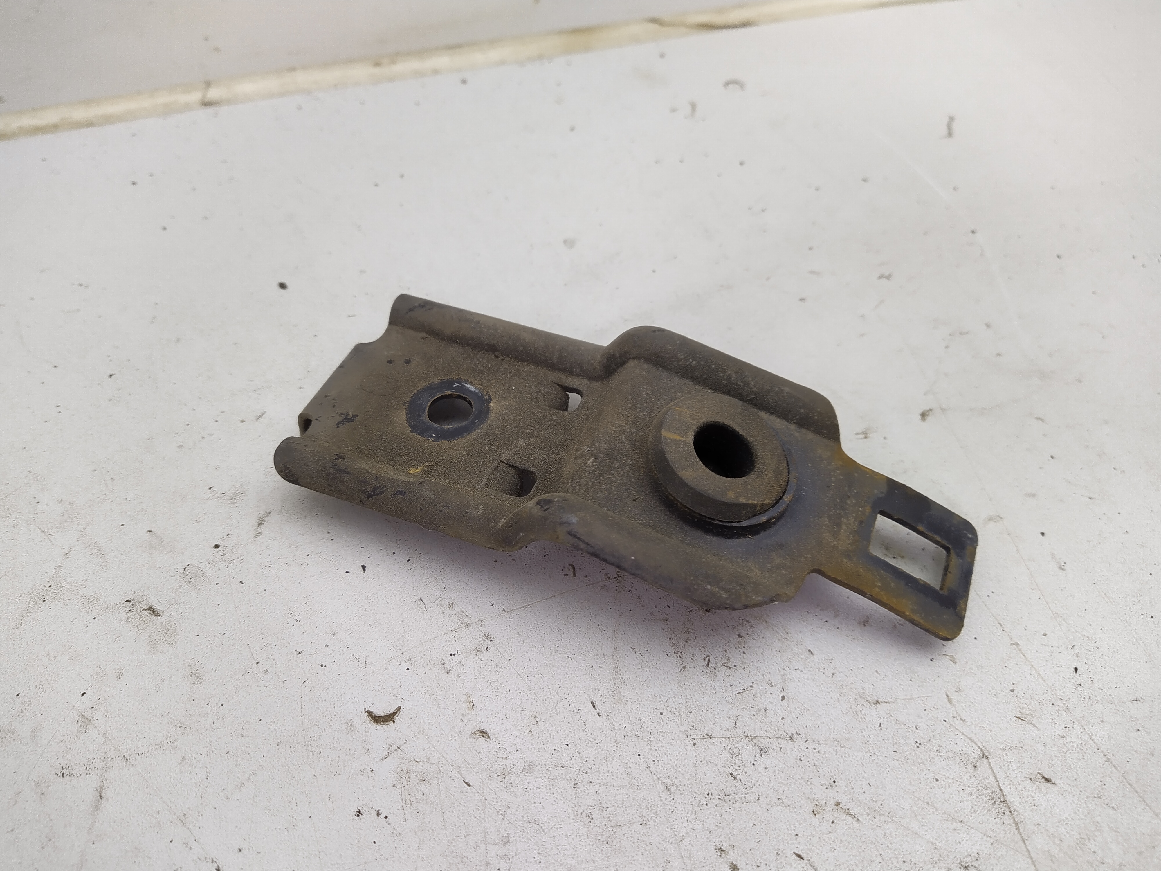 Kühlerhalter mit Gummi von Subaru Impreza 1 GC GF 93-00