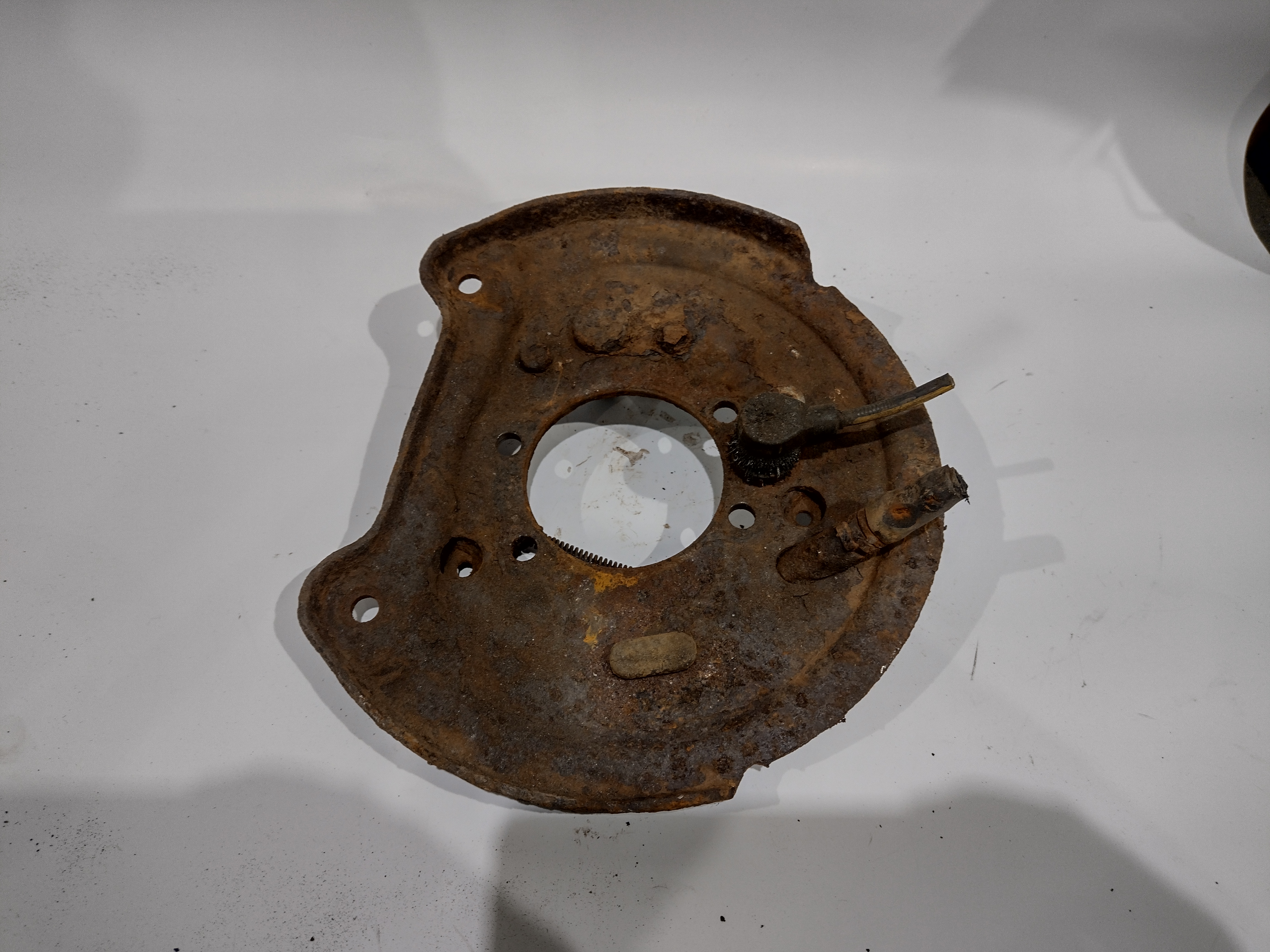 Ankerblech hinten links für Subaru Impreza GC GF