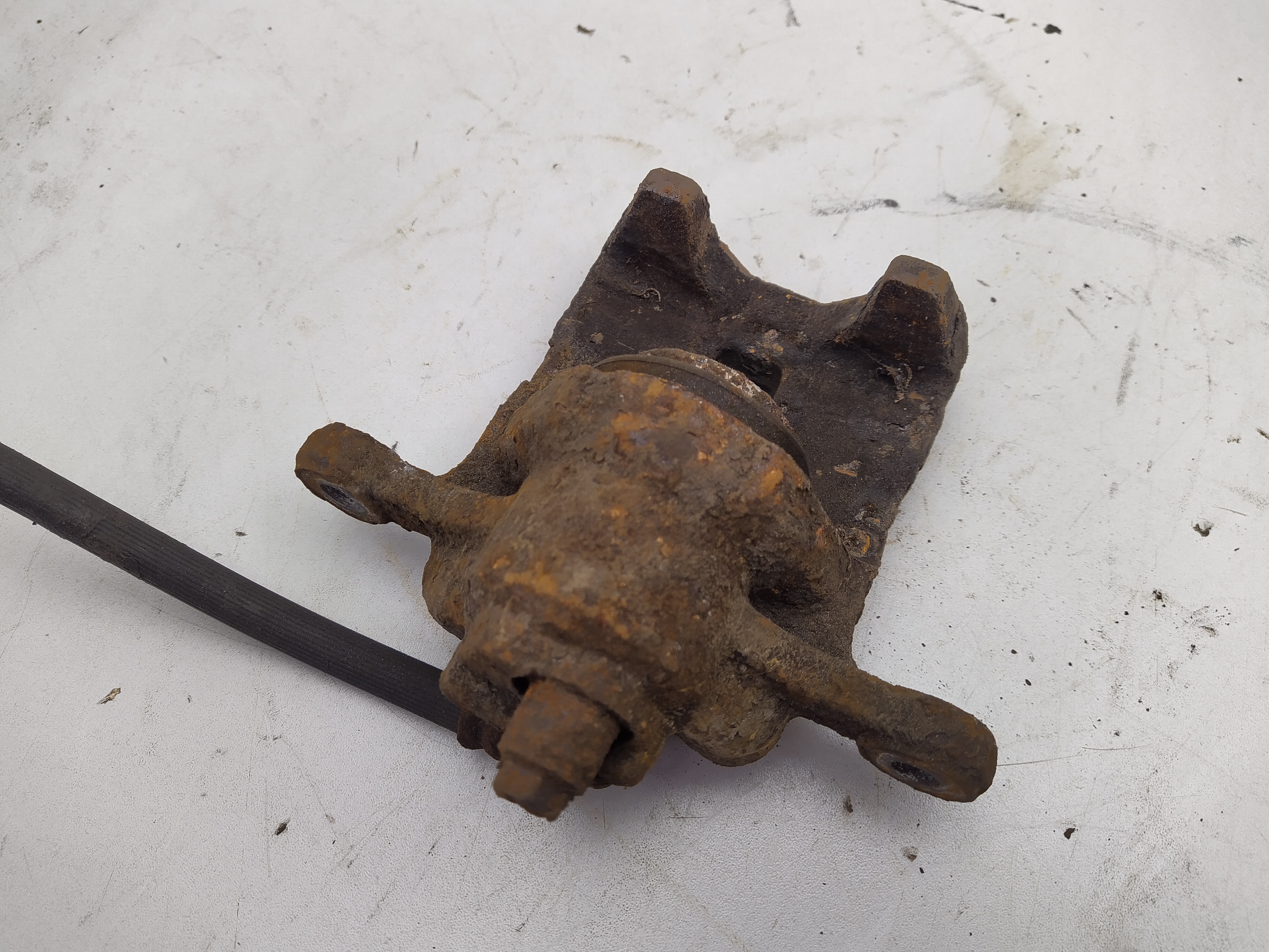 Bremssattel hinten links von Subaru