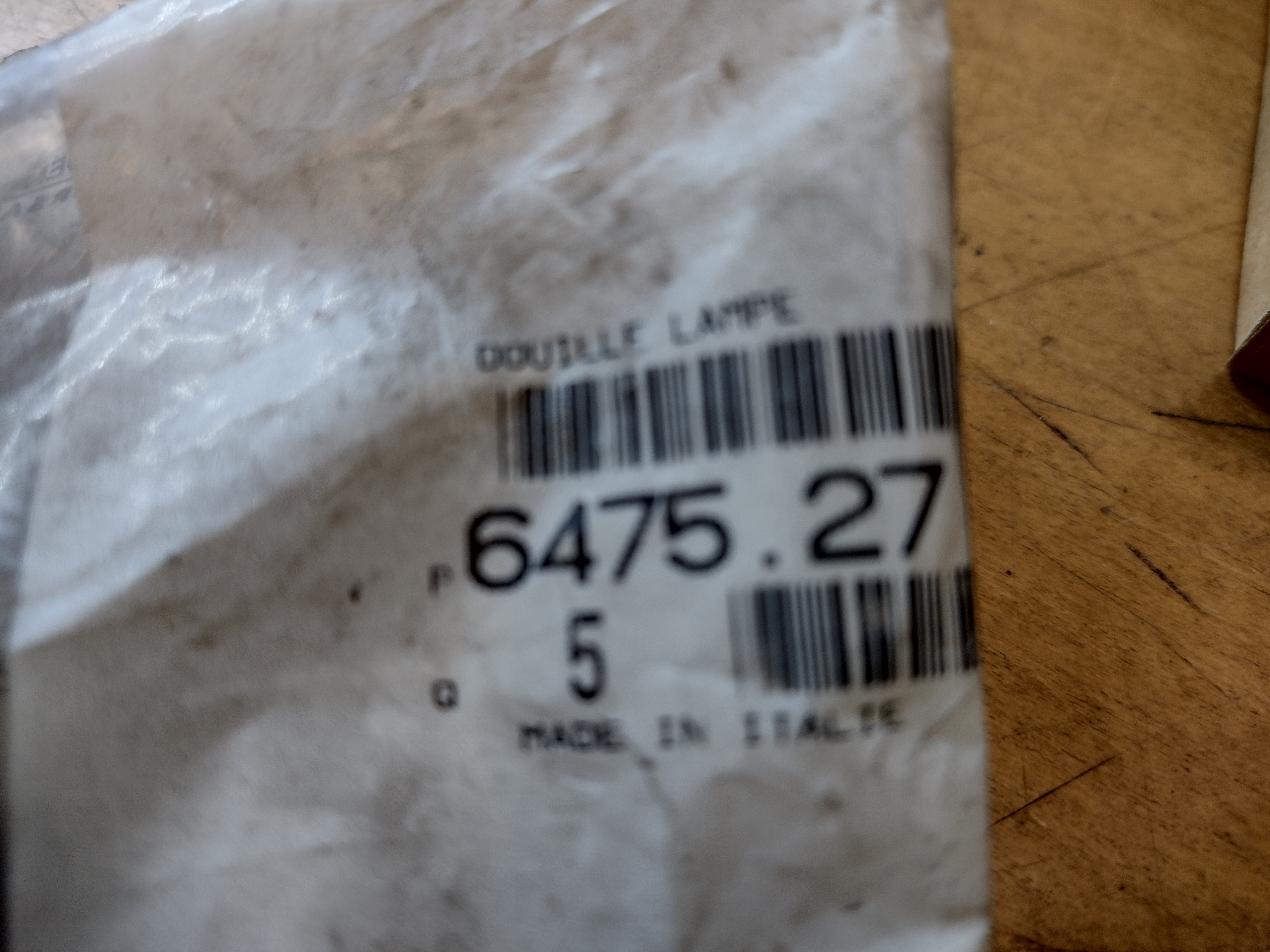 Peugeot / Citroen Sockel, Instrumentenbeleuchtung 647527 NEU NOS NEW OEM