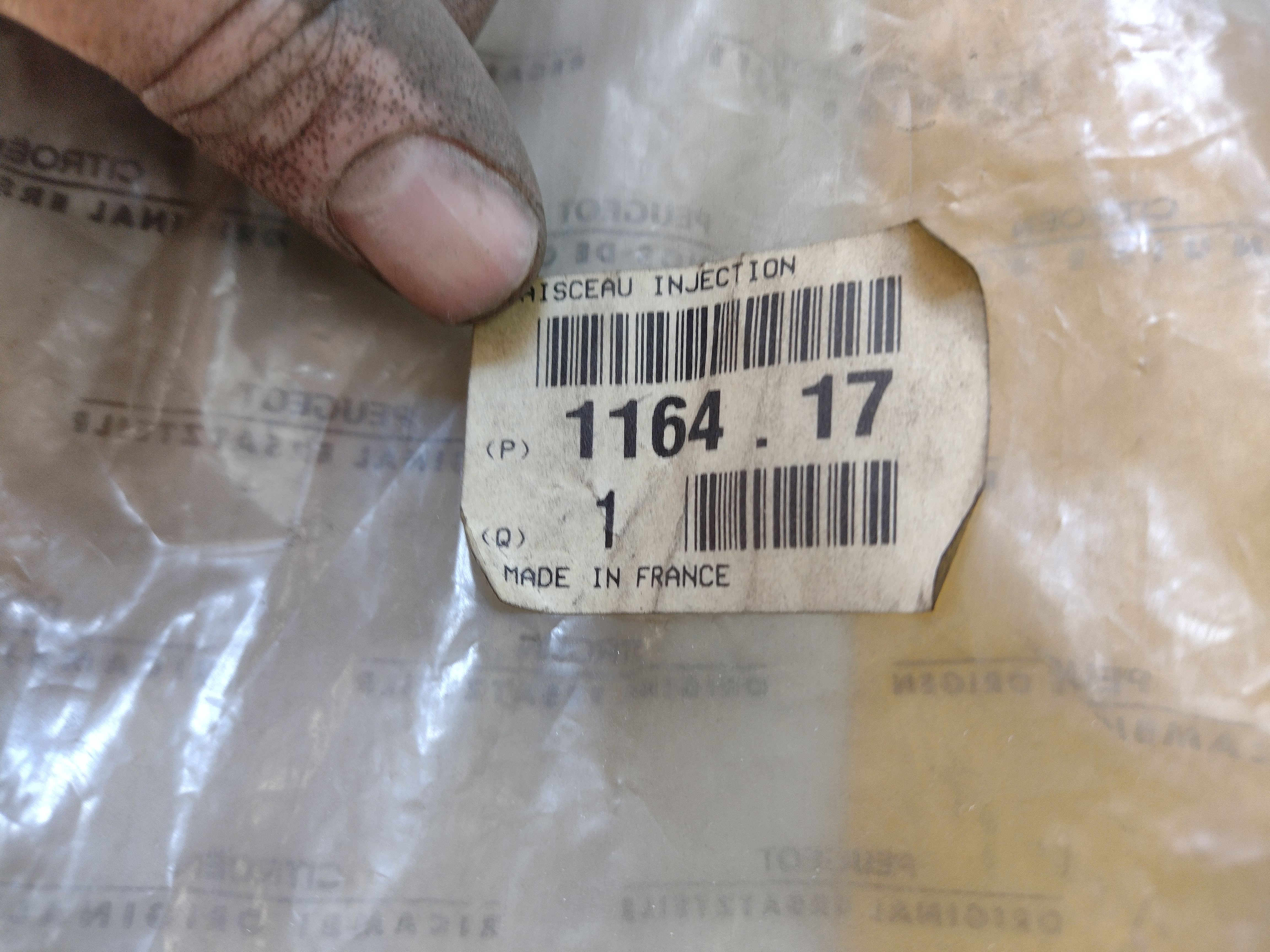 Peugeot / Citroen Kraftstoffleitung 116417 NOS NEW OEM