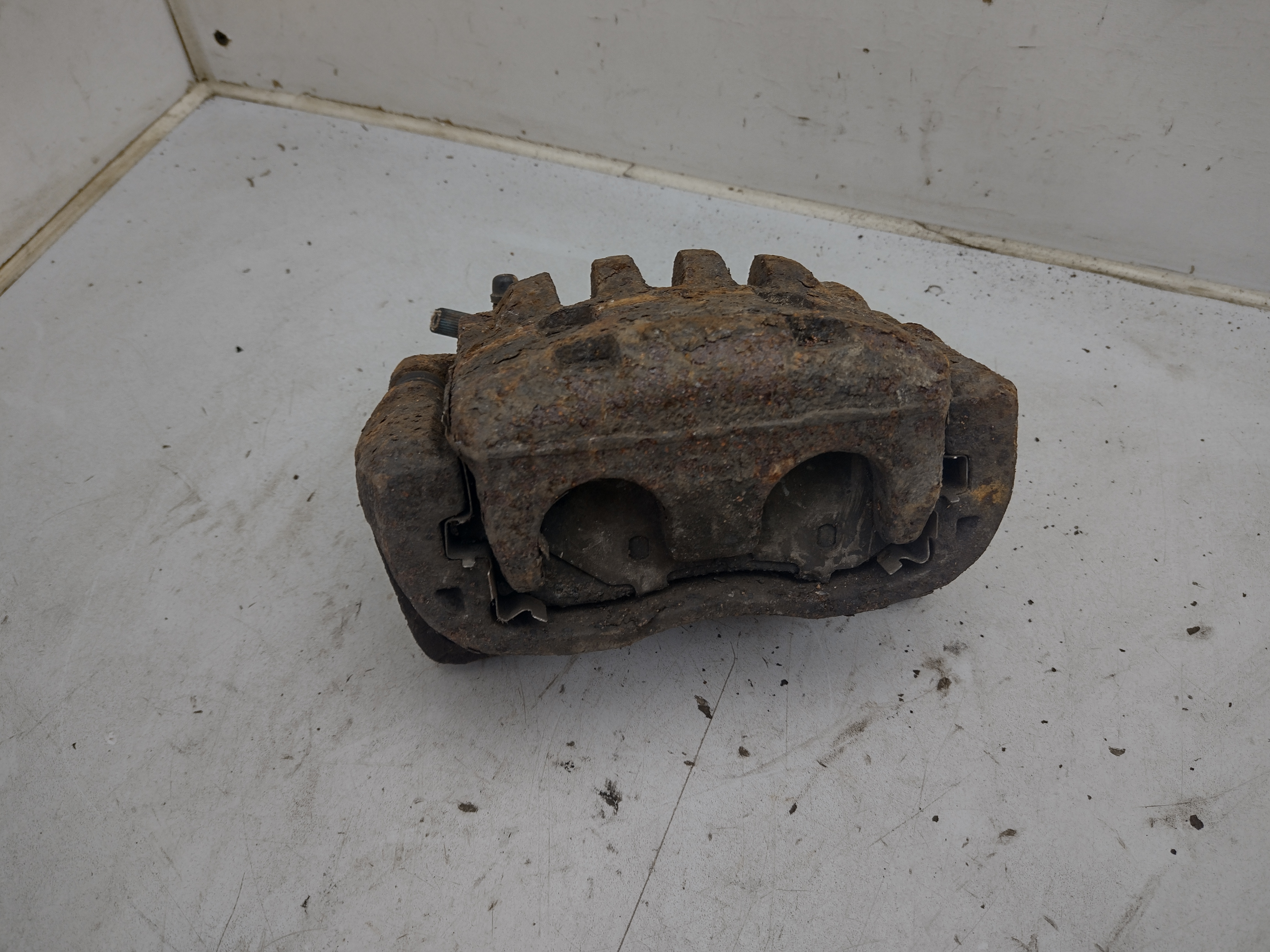 Bremssattel vorne links 2 Kolben für Subaru Legacy Outback 2.5 3.0 BE BG