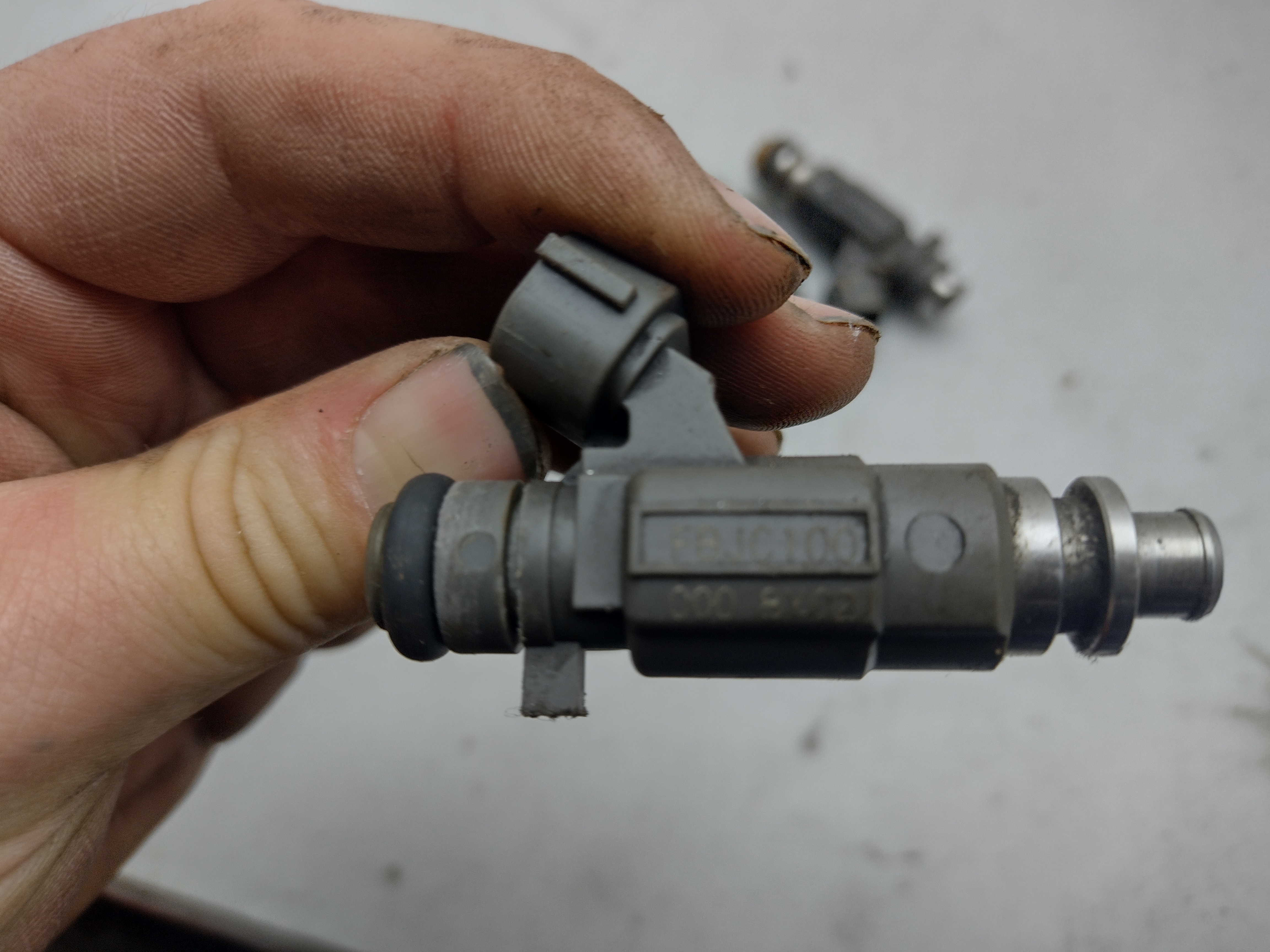 Satz Einspritzdüsen für Subaru Legacy 3 BE BH 2.0l