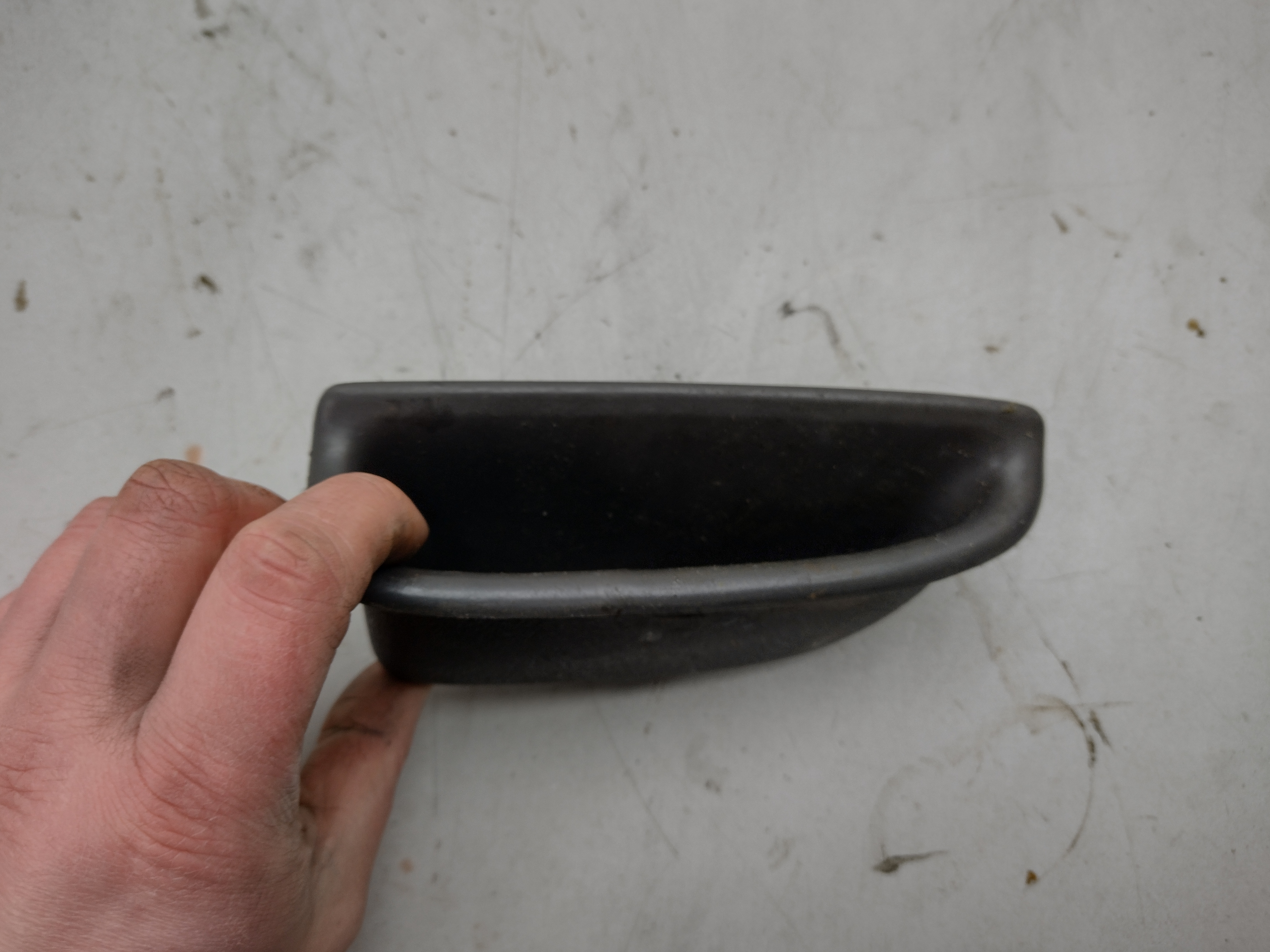 Türgriff Schale vorne links für Subaru Impreza GC8 GF8 92-00